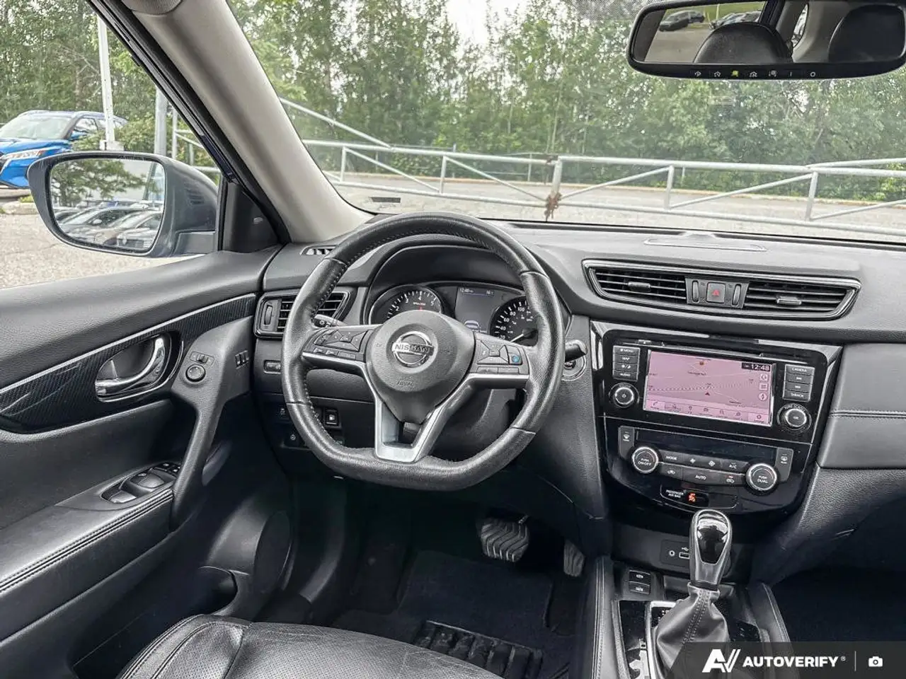 Nissan Rogue fotografie Nissan Rogue
