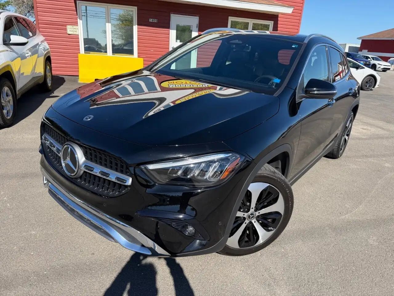 Mercedes-Benz GLA снимка Mercedes-Benz GLA
