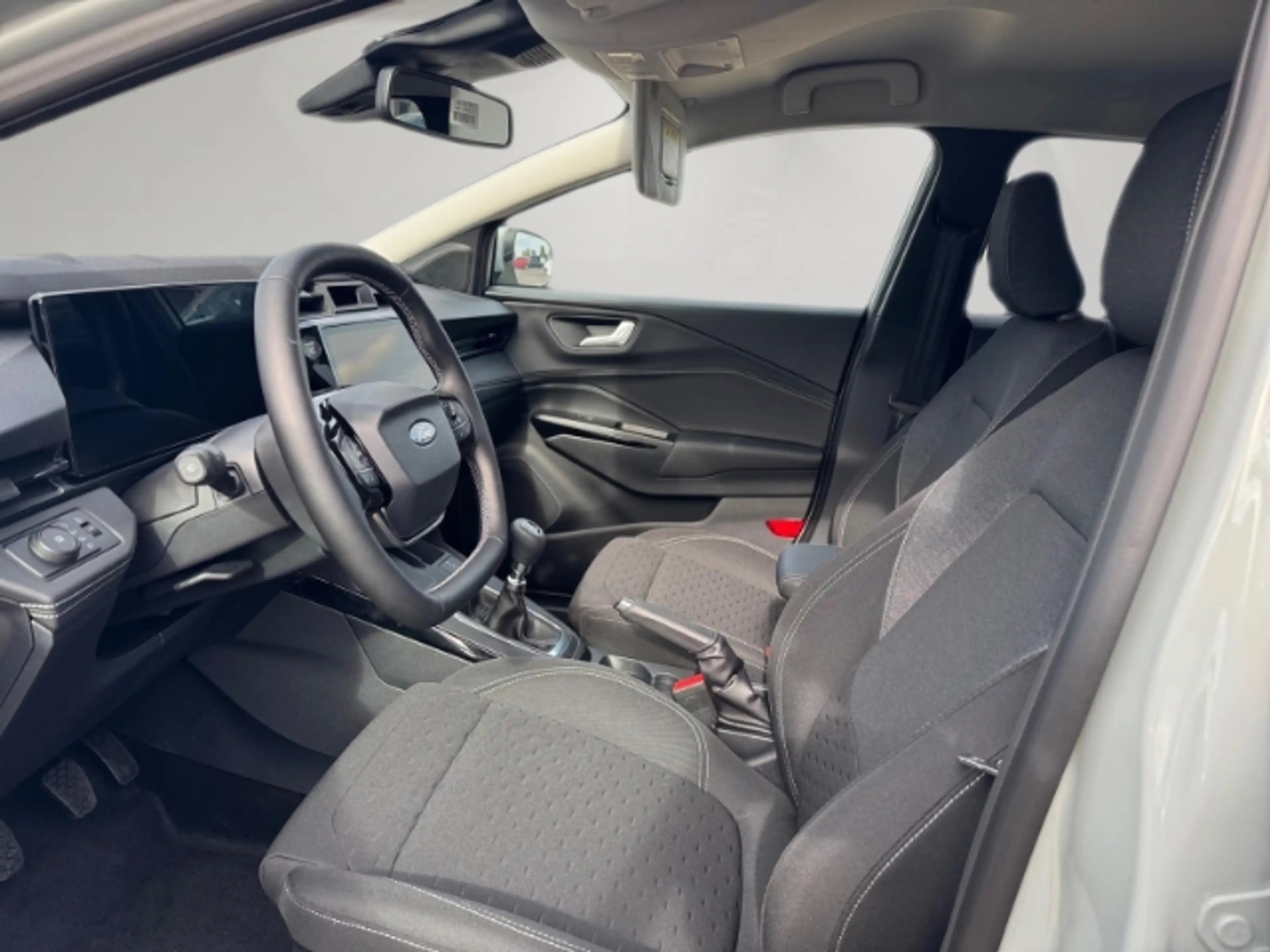 Ford Puma Titanium 1,0 l Ecoboost Allwetter SHZ LHZ — photo 8