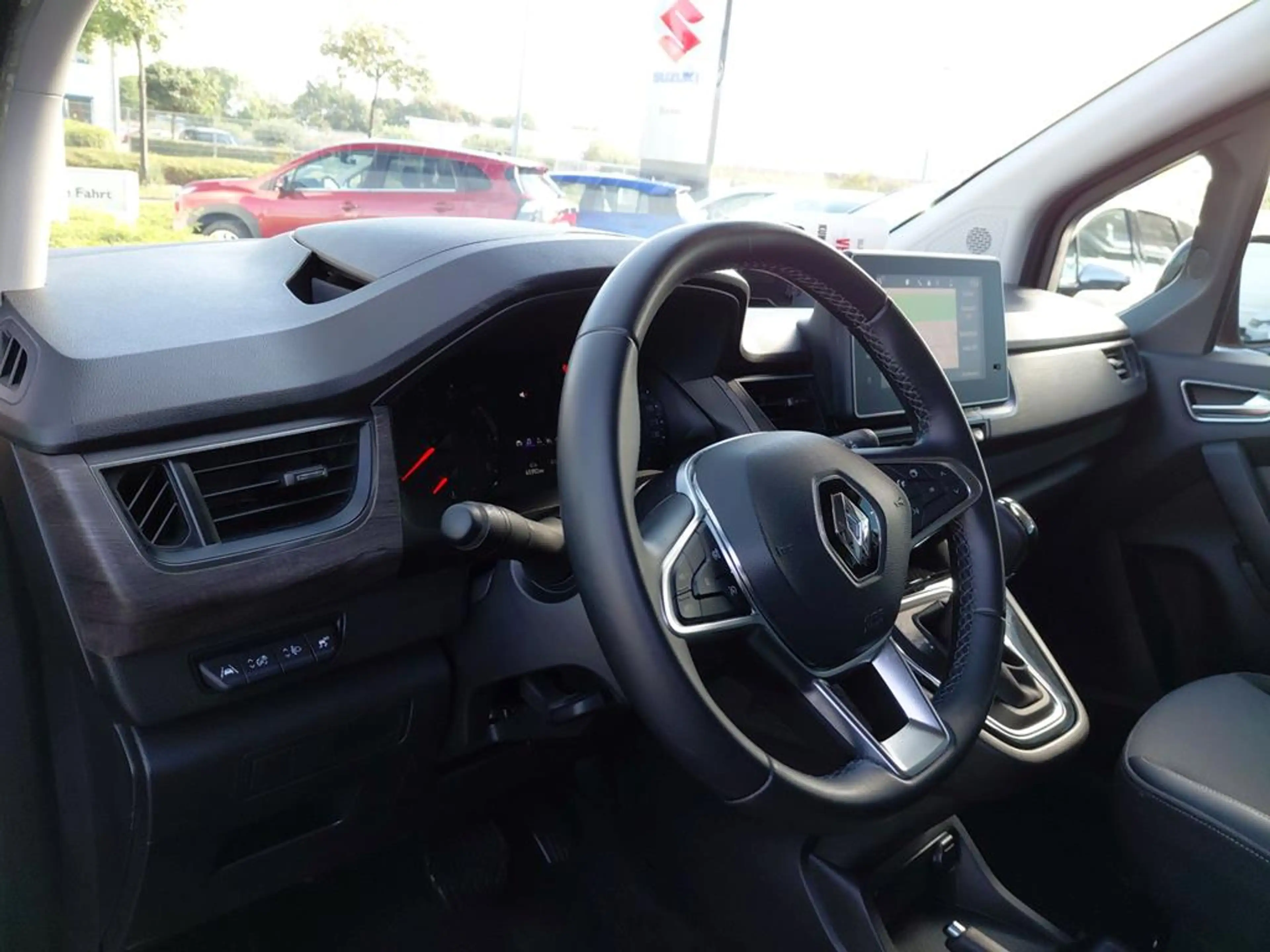 Renault Kangoo 3ECHNO TCe 130 EDC — photo 18