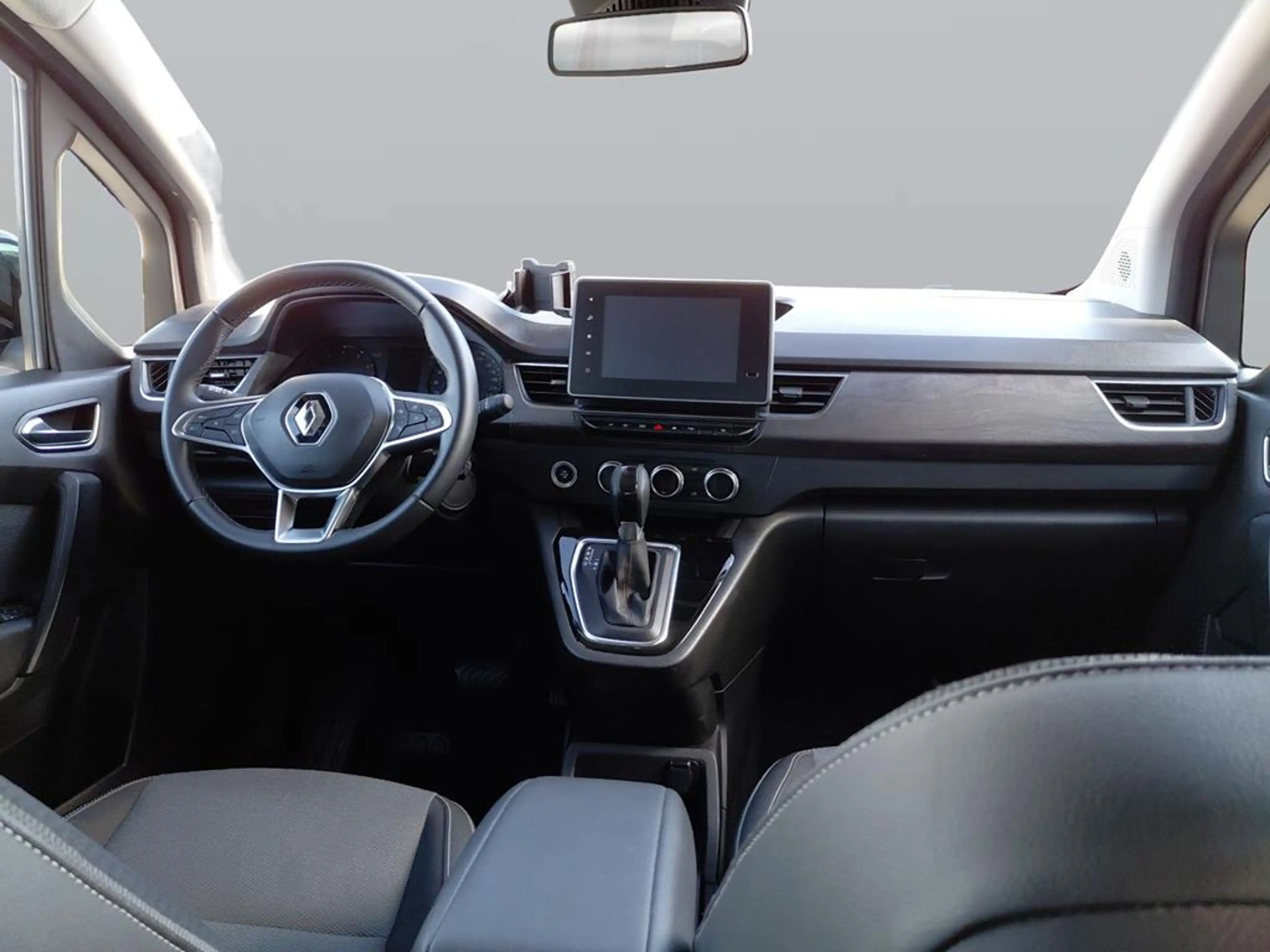 Renault Kangoo 3ECHNO TCe 130 EDC — photo 12