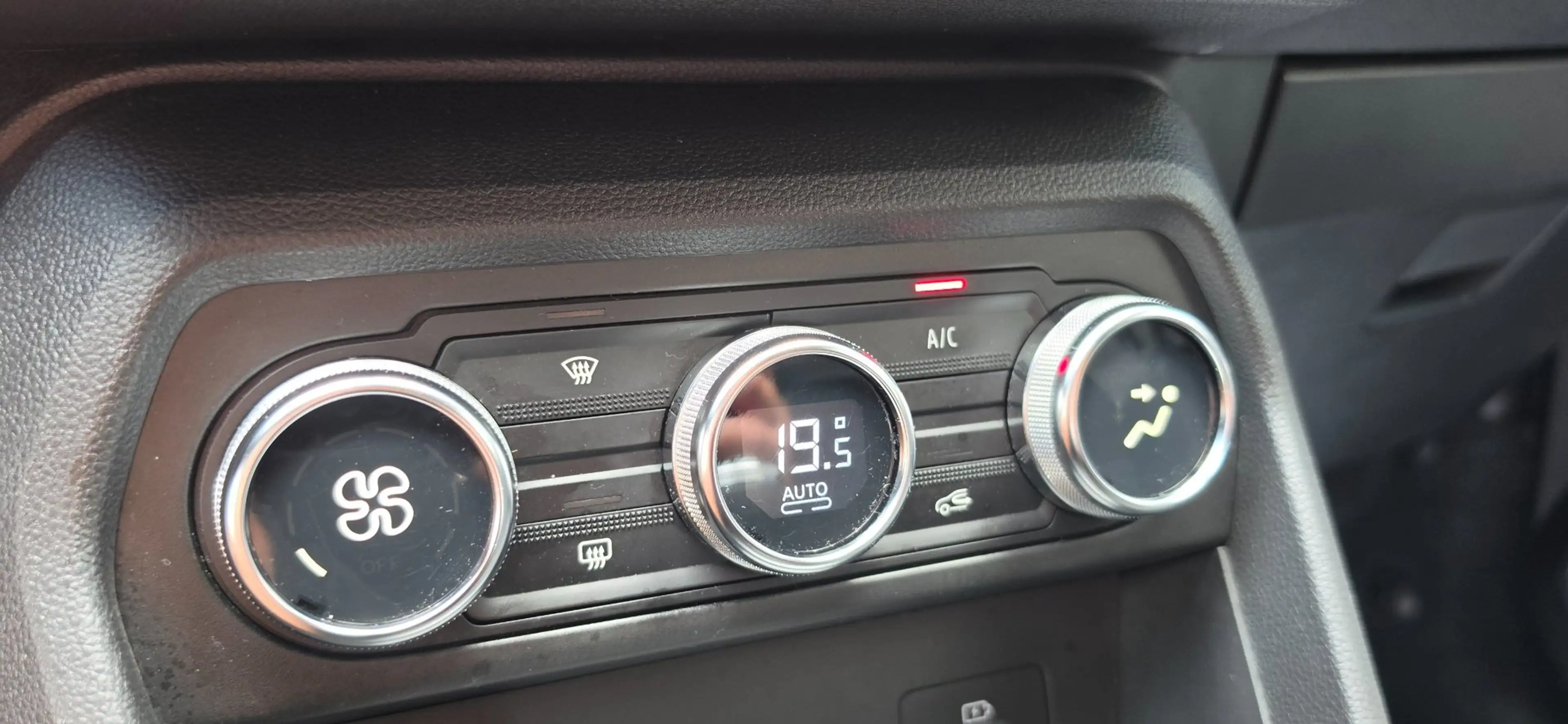 Dacia Jogger 1.0 TCe 100 Bi-Fuel Extreme 7Pers veel opties! Dea — photo 16
