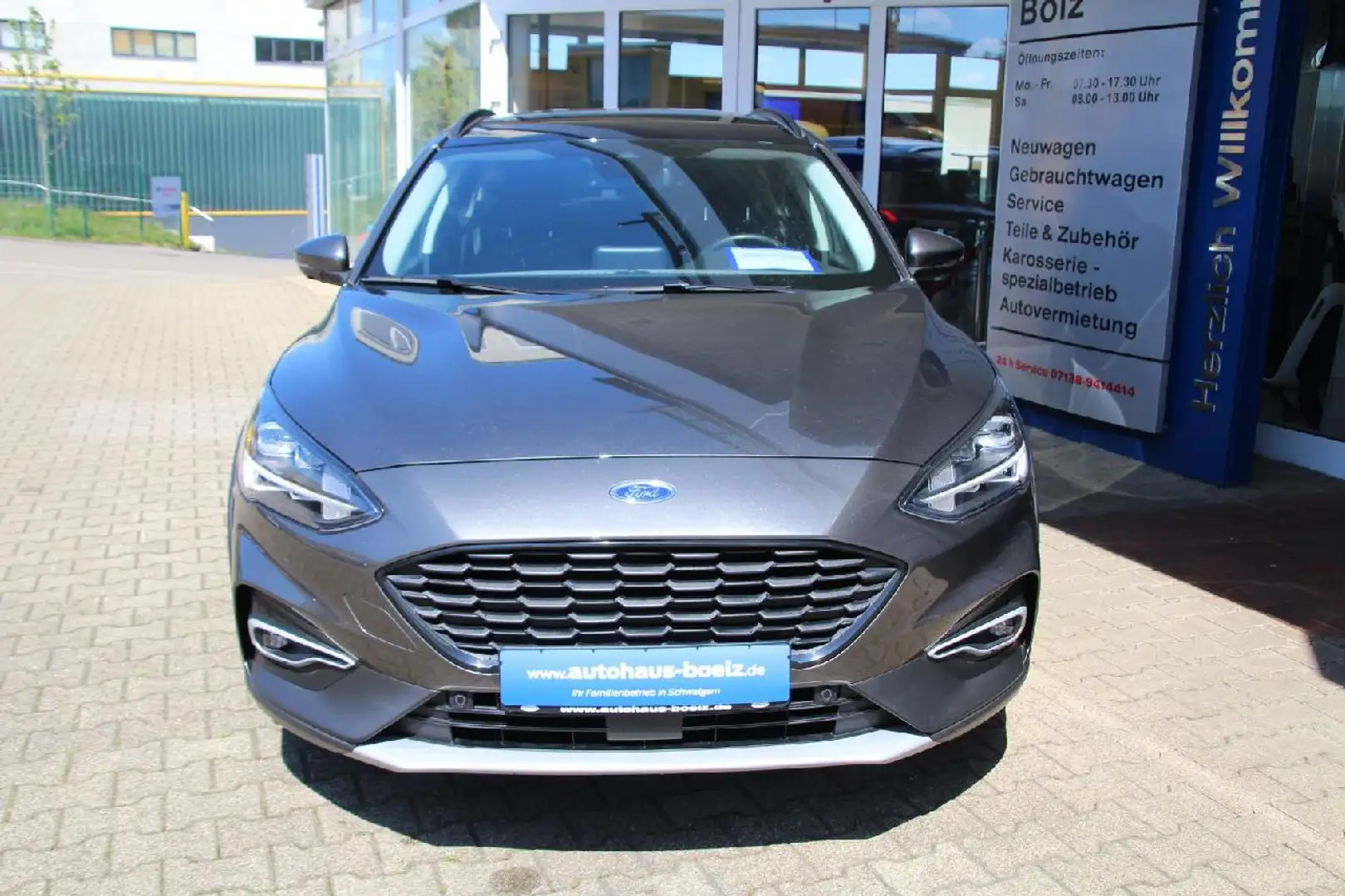Ford Focus Active Grau - 2
