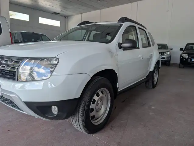 Dacia Duster view 4
