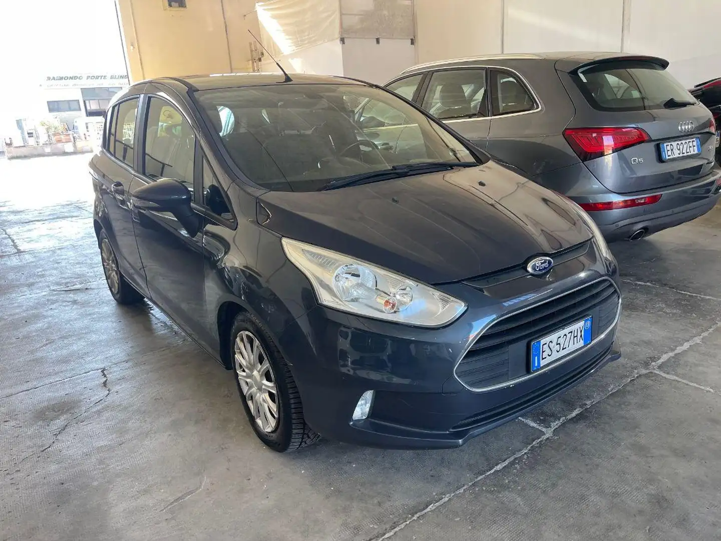 Ford B-Max 1.5 TDCi 75CV Titanium Grijs - 1
