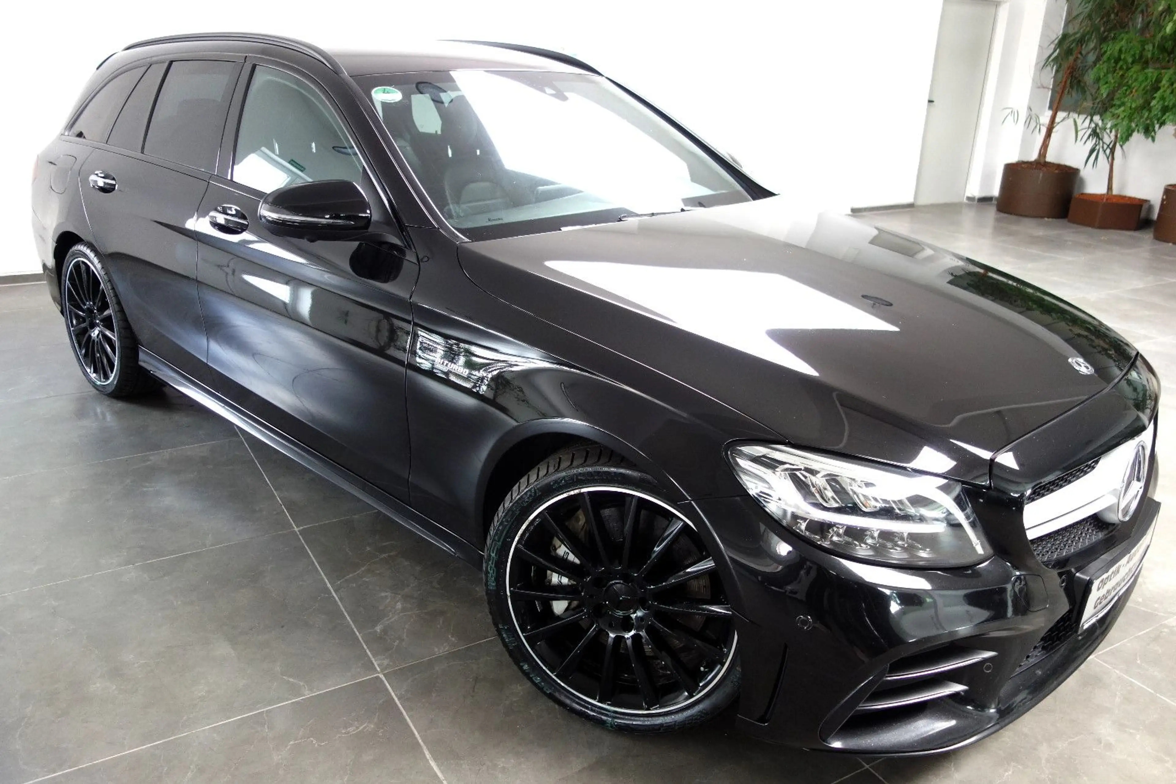 Mercedes-Benz C 43 AMG T Night 9G/360°/Distr/Widescreen/19-Zol — photo 2