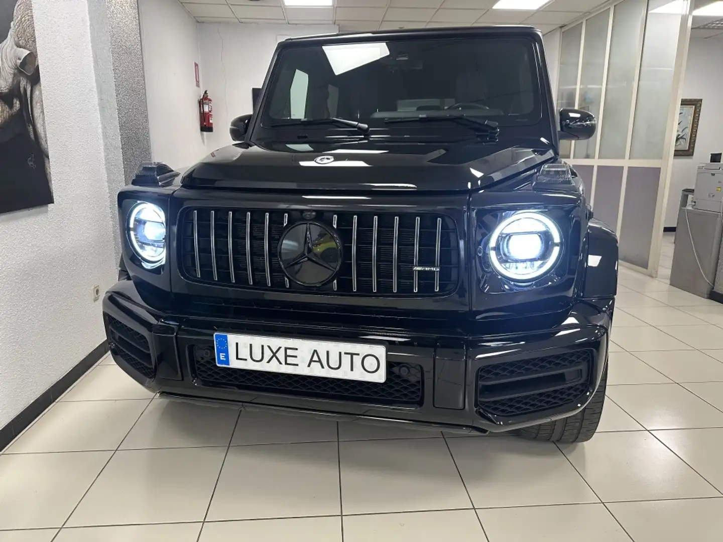 Mercedes-Benz G 63 AMG 4Matic 9G-Tronic Negro - 2