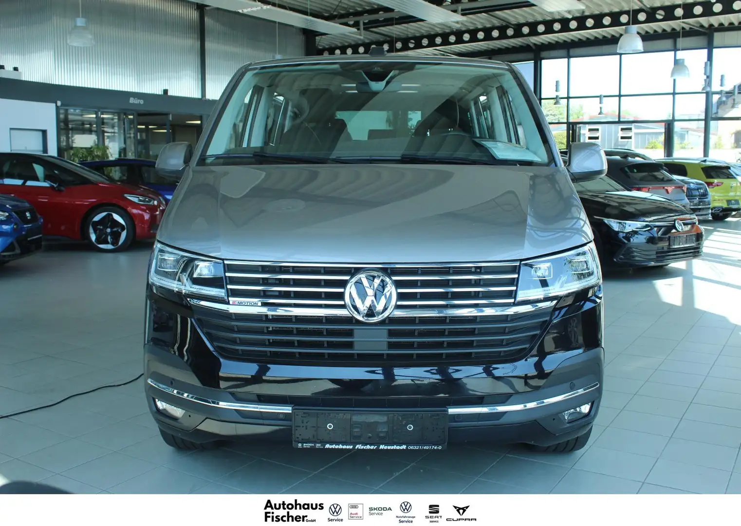 Volkswagen T6.1 Multivan Multivan Generation Six 4MOTION Negro - 2
