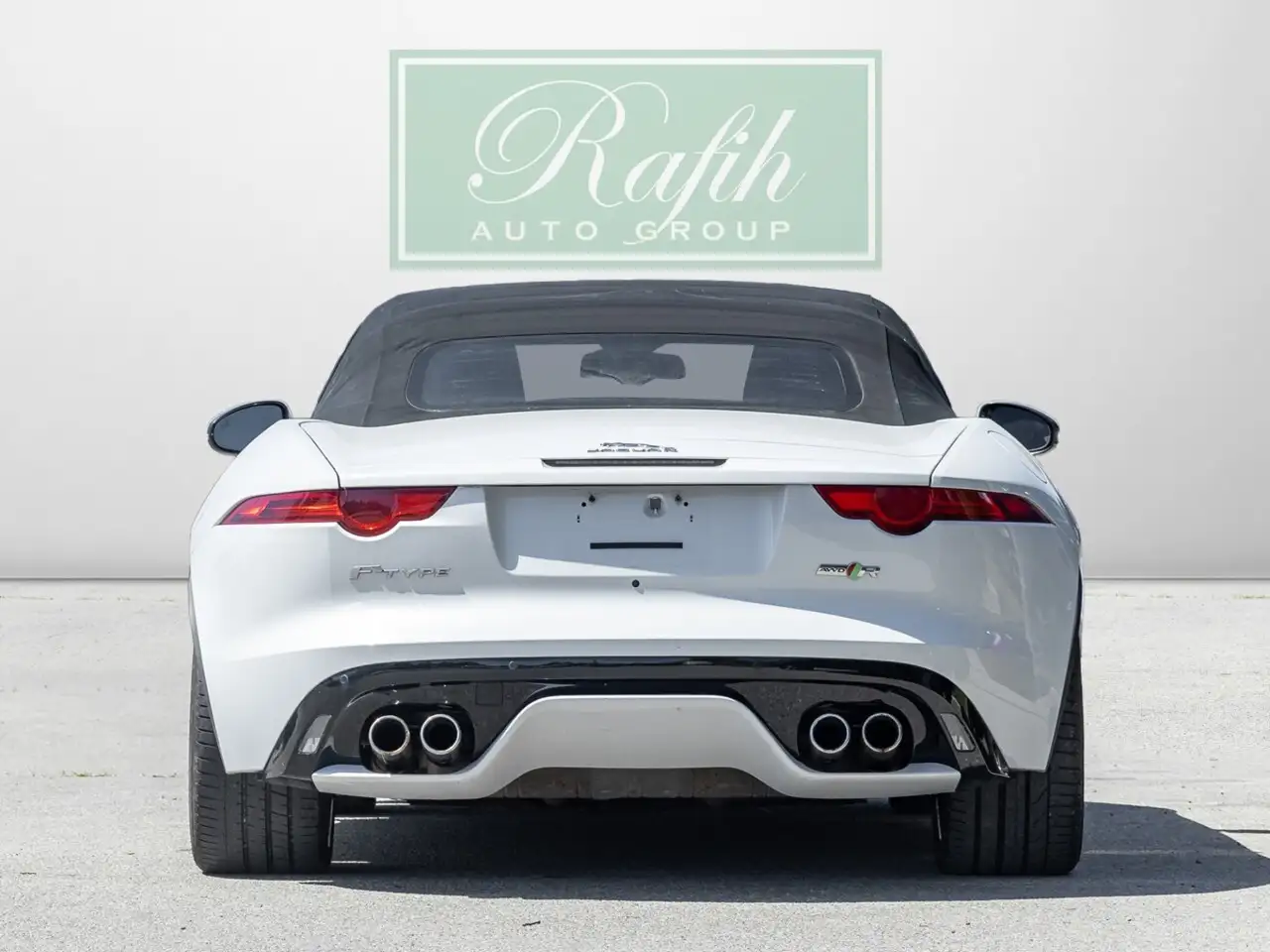 Jaguar F-Type снимка Jaguar F-Type