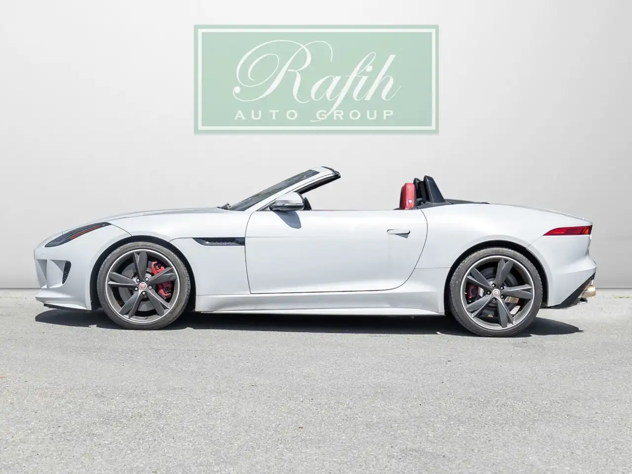 Jaguar F-Type снимка Jaguar F-Type