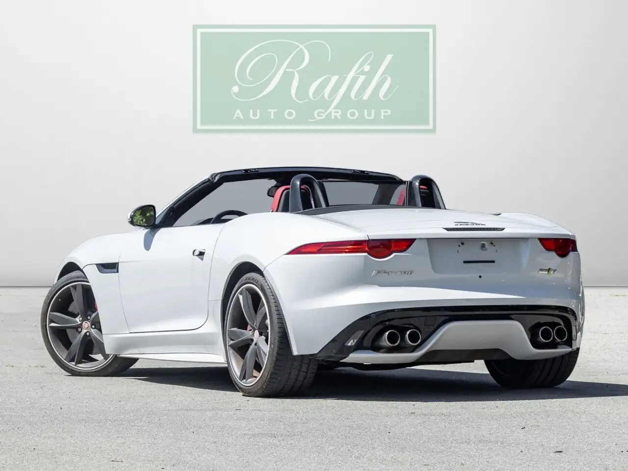 Jaguar F-Type снимка Jaguar F-Type