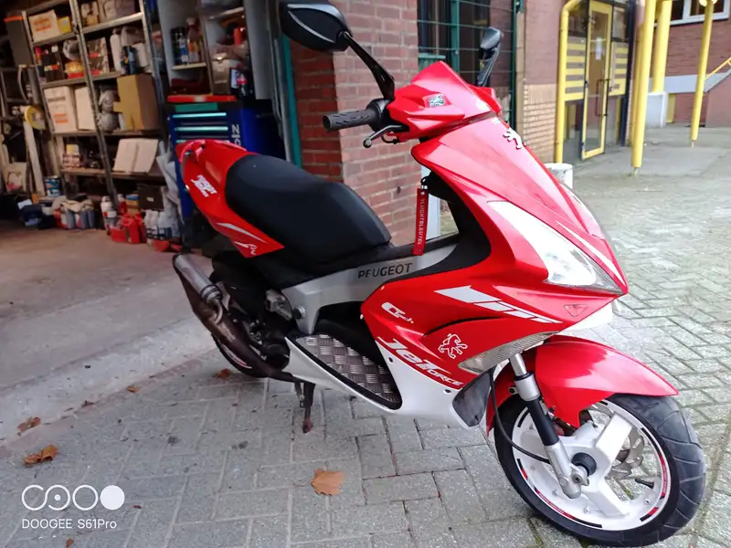 Peugeot Jet Force - foto 3