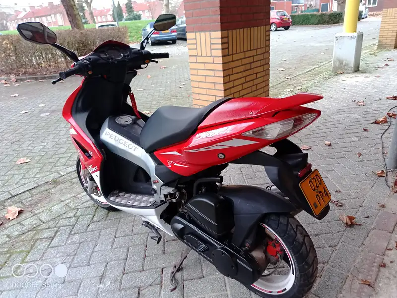 Peugeot Jet Force - foto 7