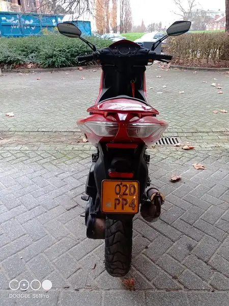 Peugeot Jet Force - foto 6