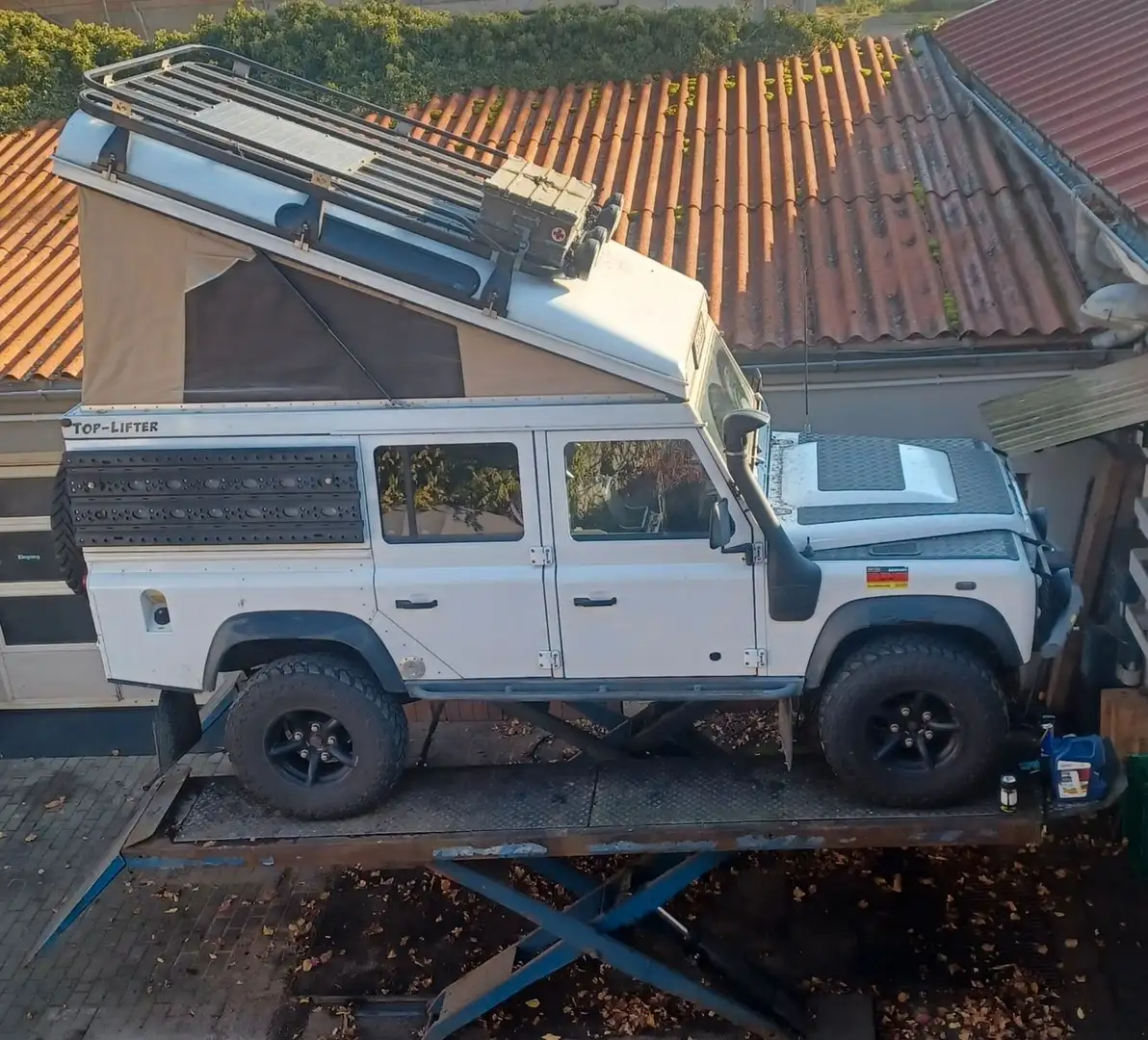 Land Rover Defender 110 S Expeditionwohnmobil Weiß - 1