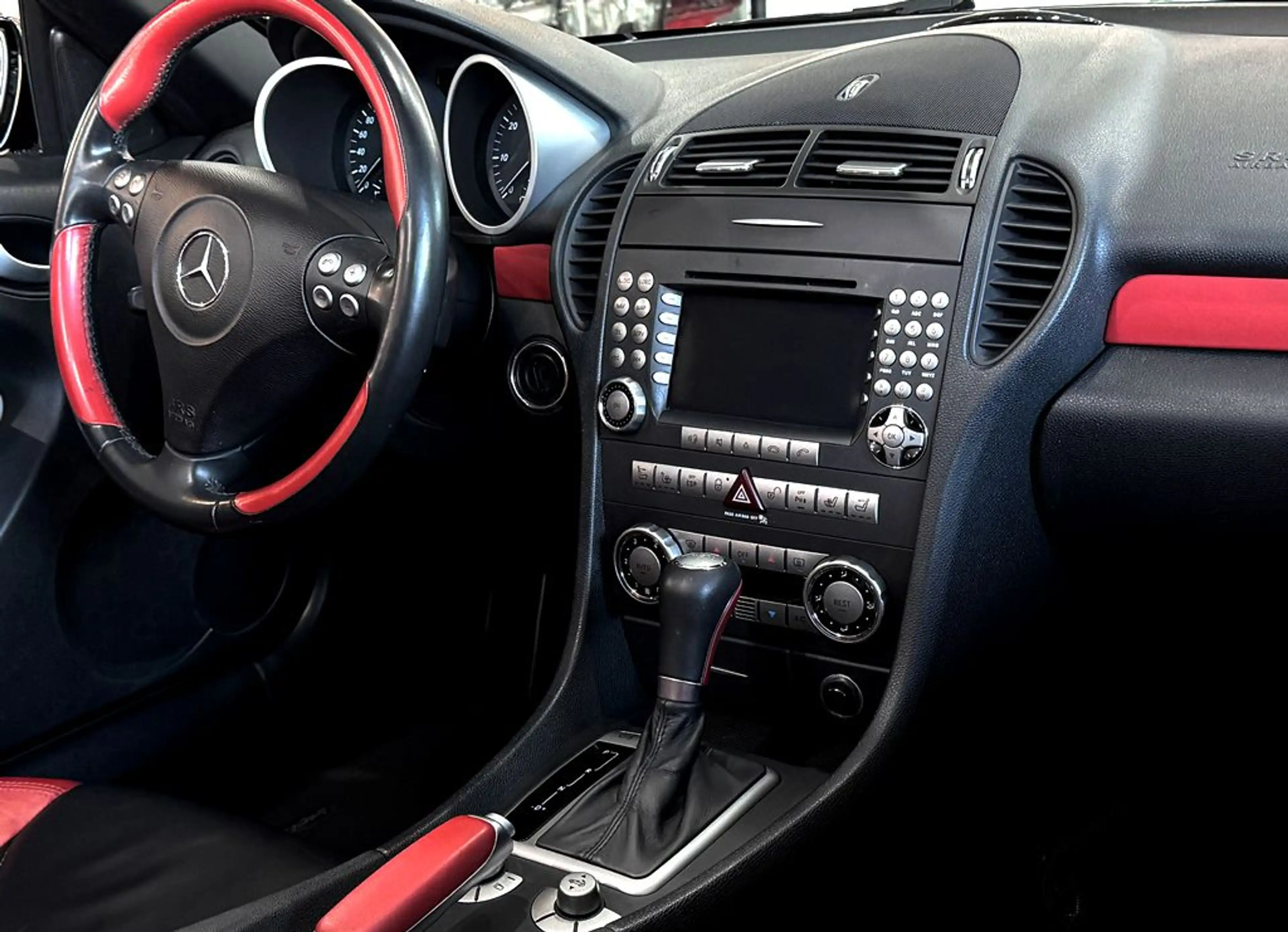 Mercedes-Benz SLK 280 Mercedes SLK 280 Sport Roadster AMG Designo — photo 13