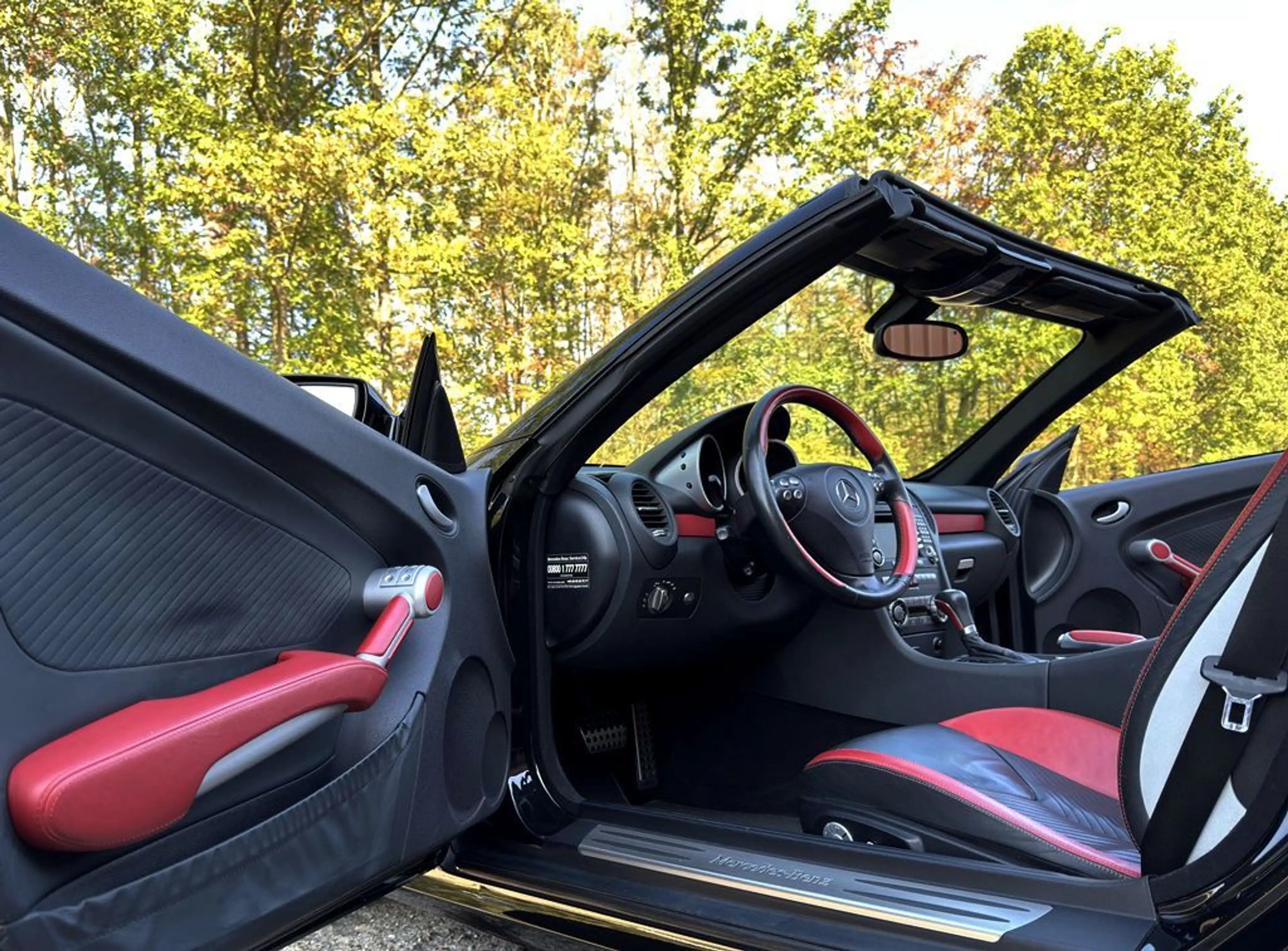 Mercedes-Benz SLK 280 Mercedes SLK 280 Sport Roadster AMG Designo — photo 4