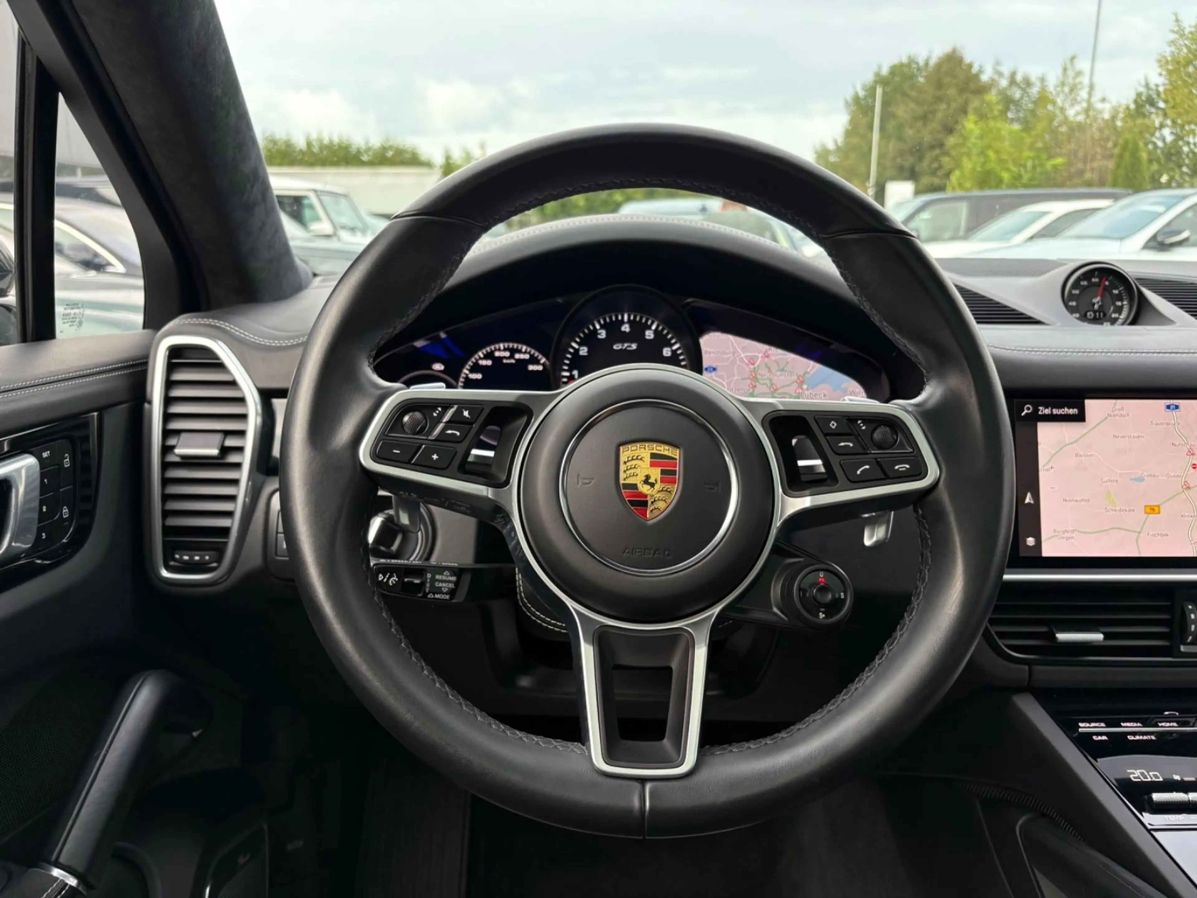 Porsche Cayenne Coupe GTS+Stdhzg.+Chrono+22"+SportDesign — photo 14