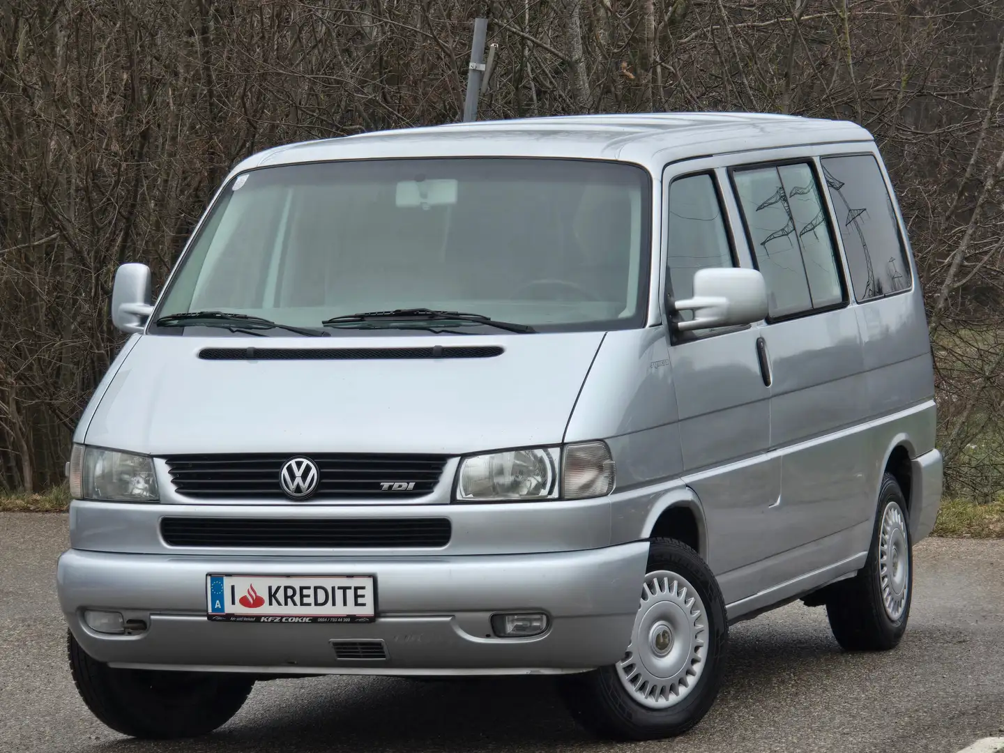 Volkswagen T4 Multivan Family Syncro TDI Top*Kredit*Allrad*Klima*8 Sitzer Gris - 1