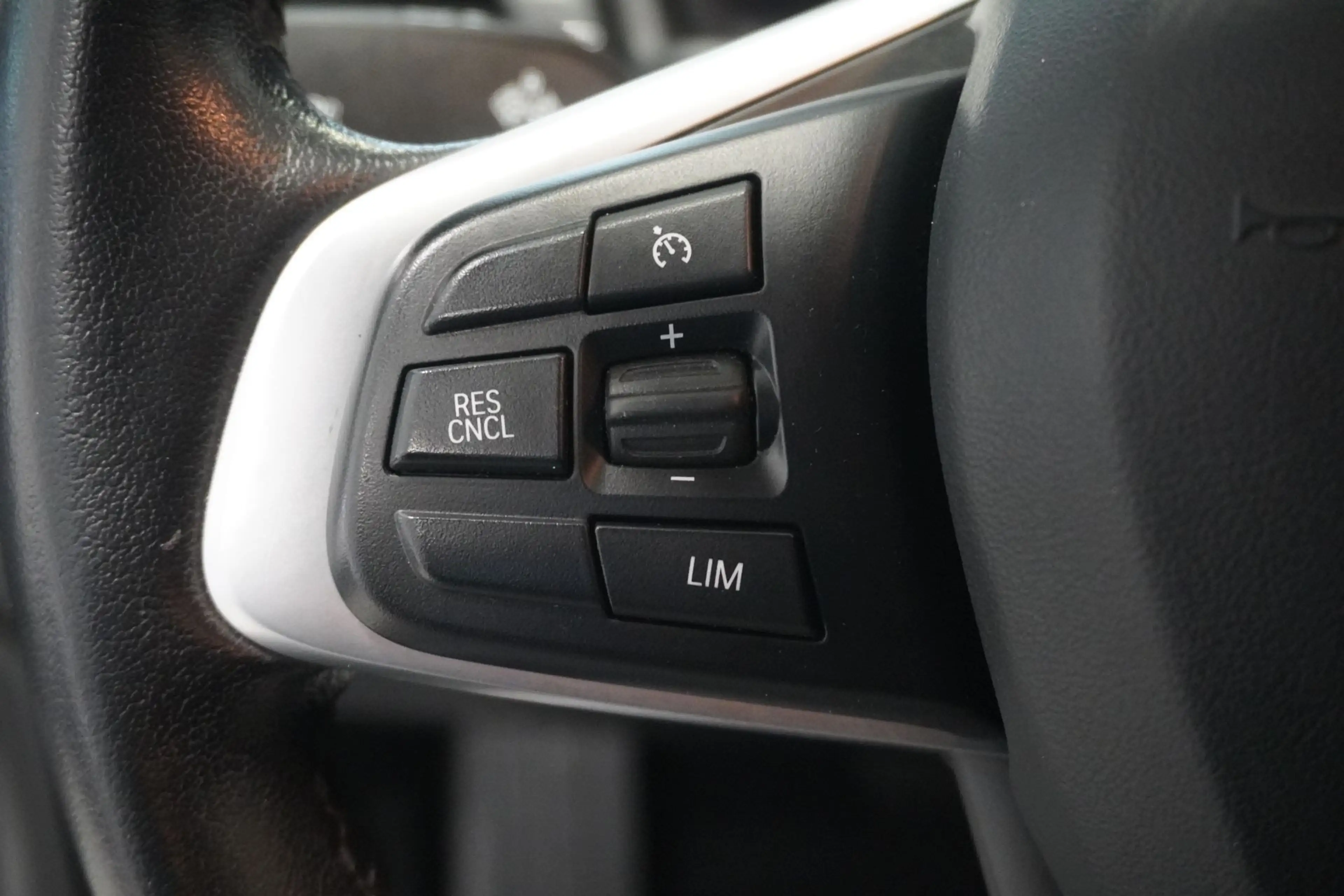BMW 225 225 xe i Performance PHEV Aut. LED/Navi — photo 12