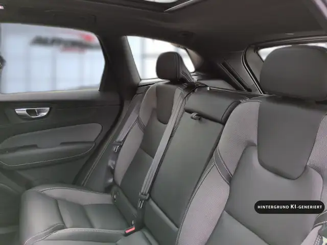 Volvo XC60 view 17