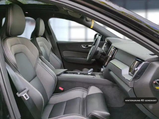 Volvo XC60 view 19