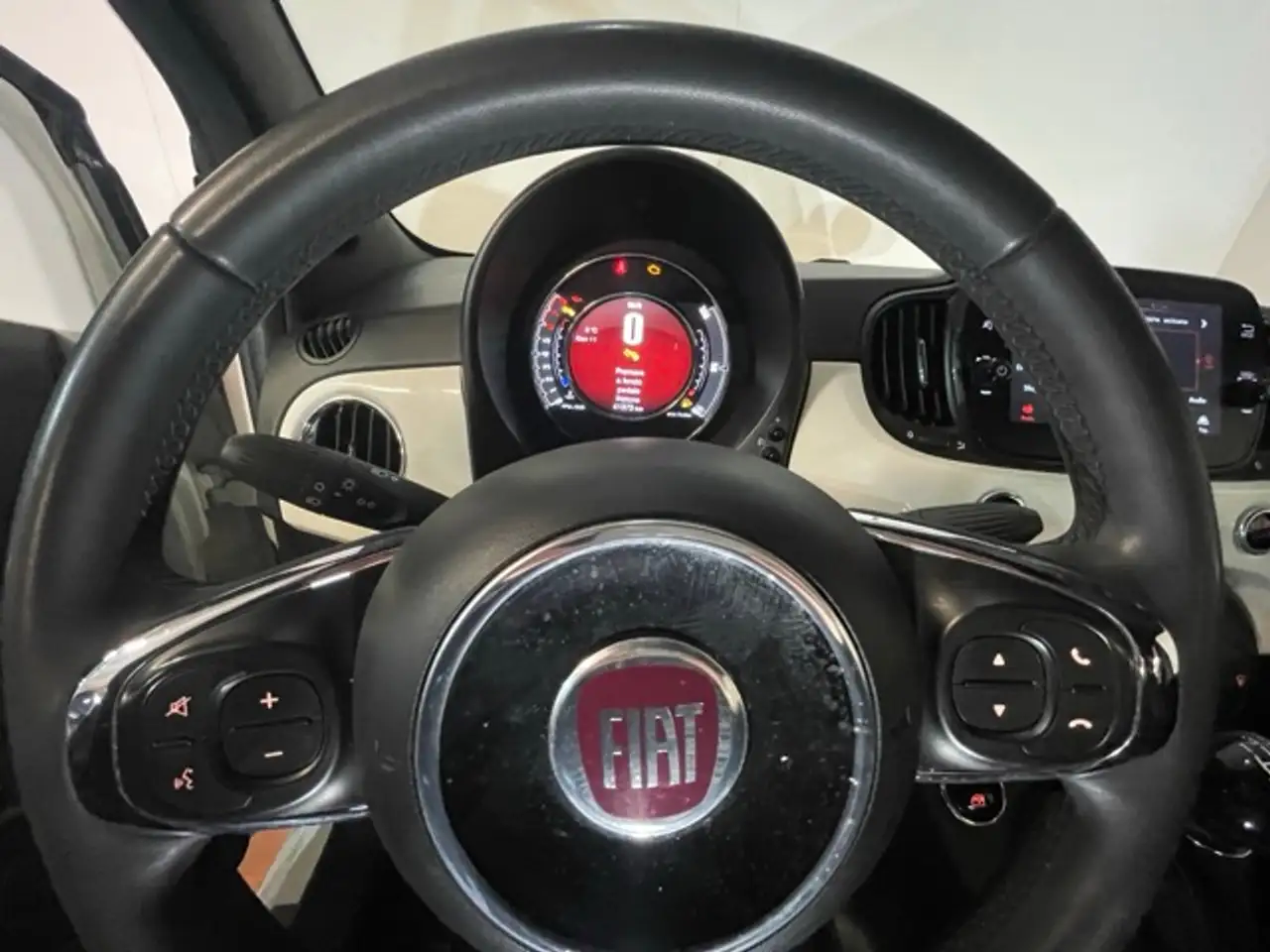 Fiat 500C Cabrio 1.0 Hybrid 70cv Dolcevita + TFT +Clima Auto 11