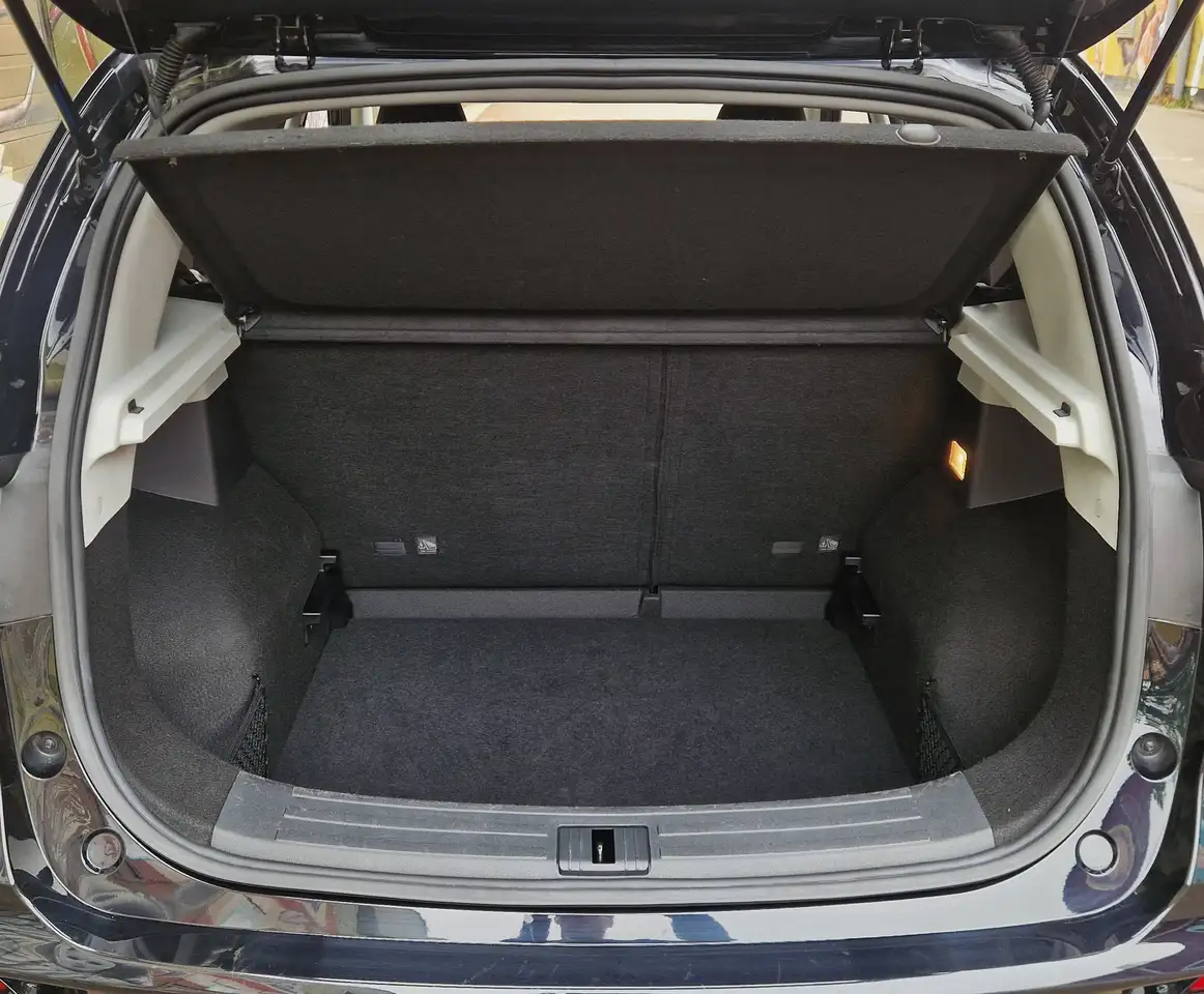 MG ZS 1.5 VTi BTW aftrekbaar, миниатюра 9