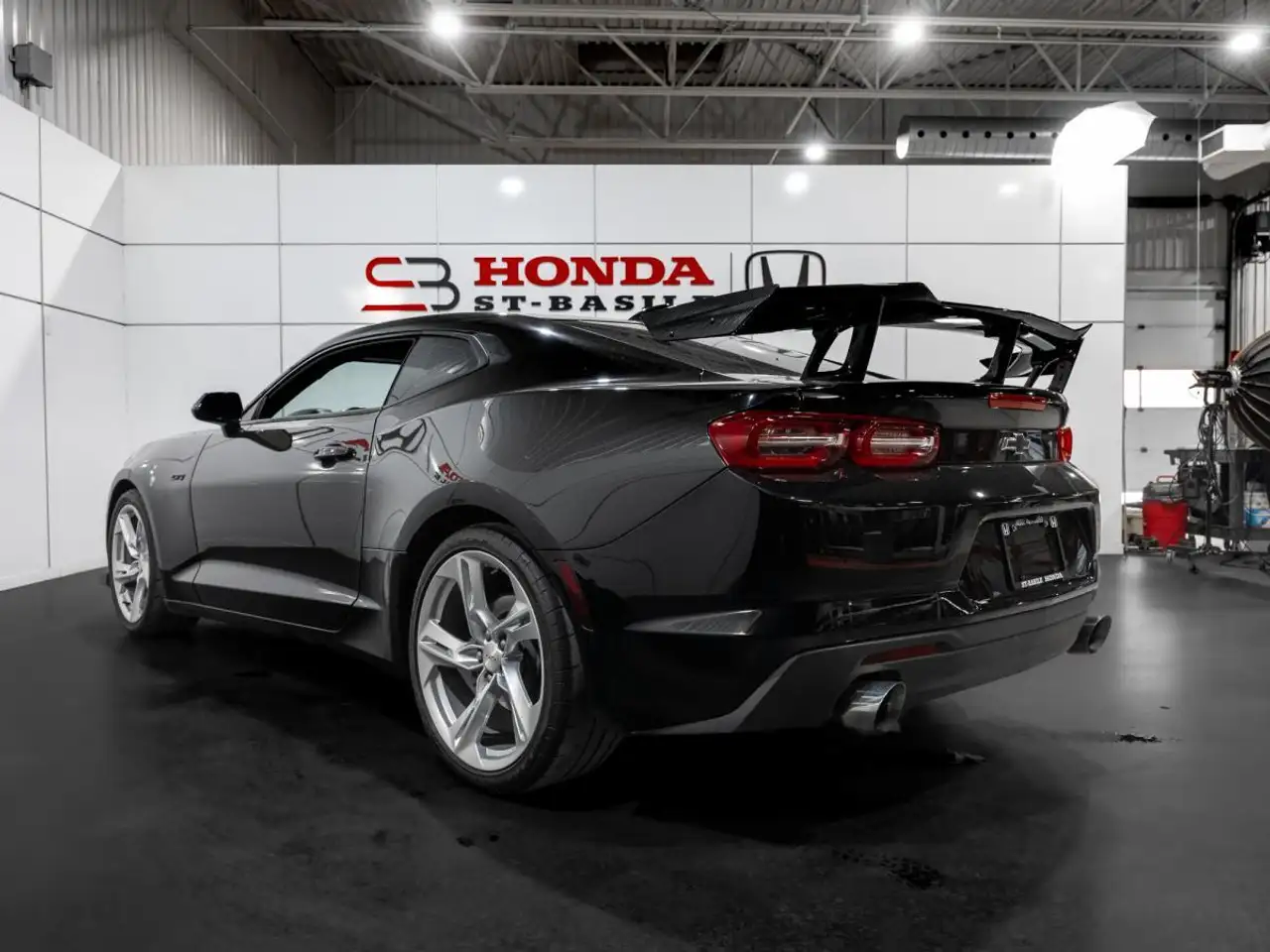 Chevrolet Camaro снимка Chevrolet Camaro