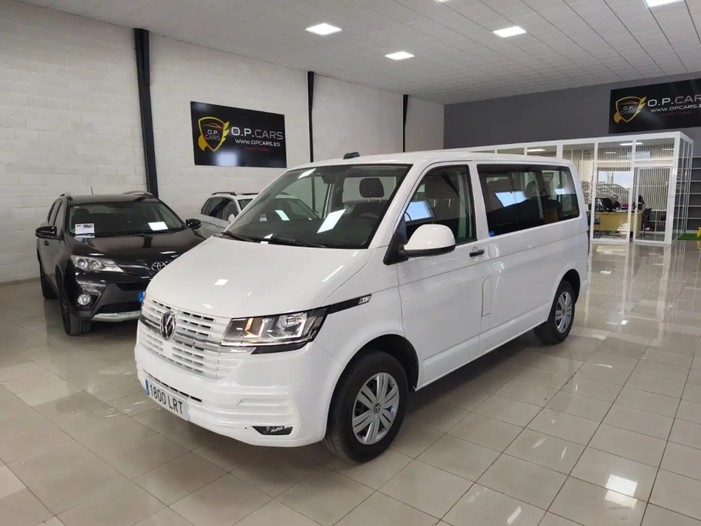 Volkswagen VOLKSWAGEN Caravelle Berlina  Manual de 6 Puertas Blanc - 1