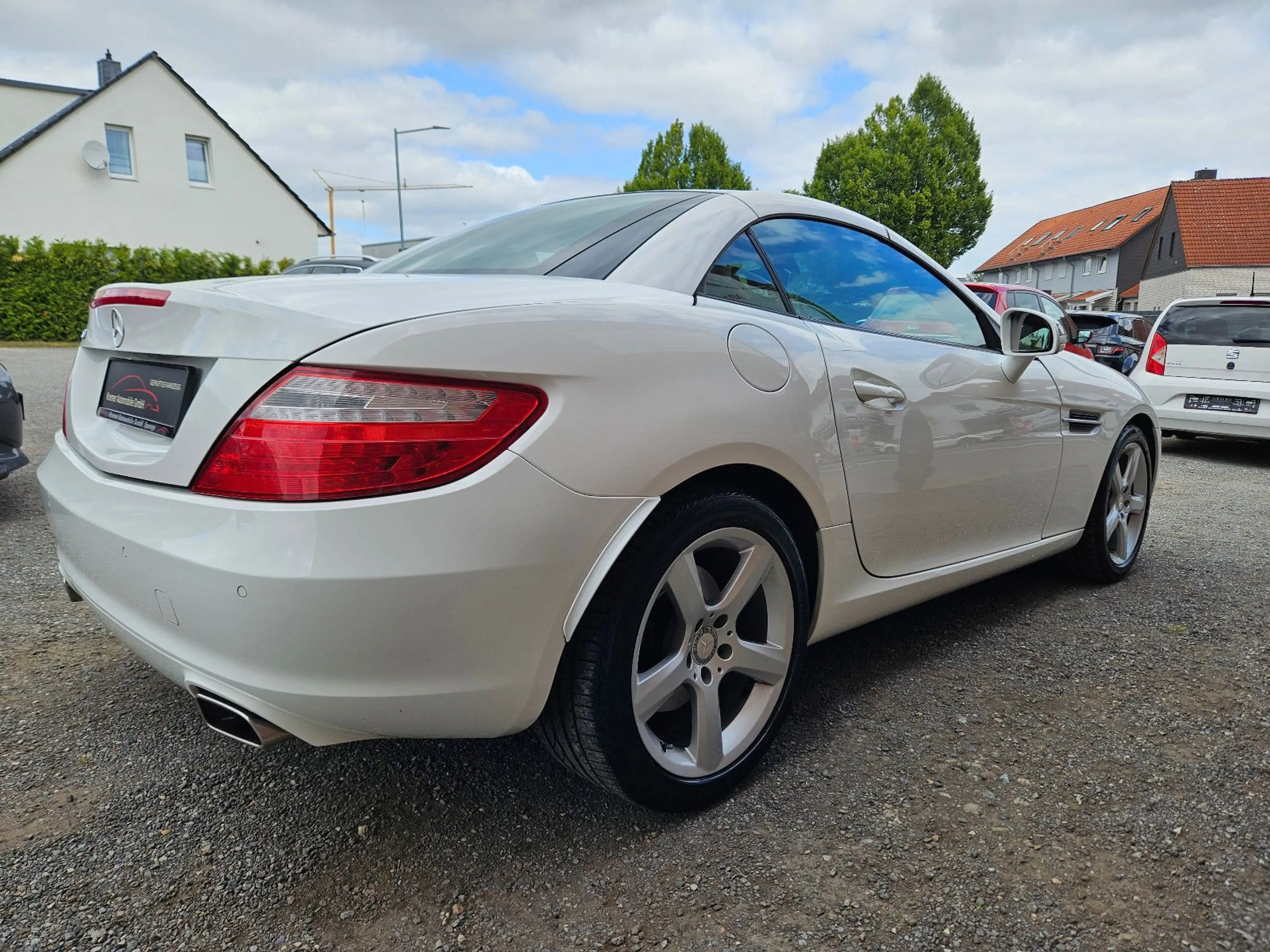 Mercedes-Benz SLC 200 Roadster — photo 3