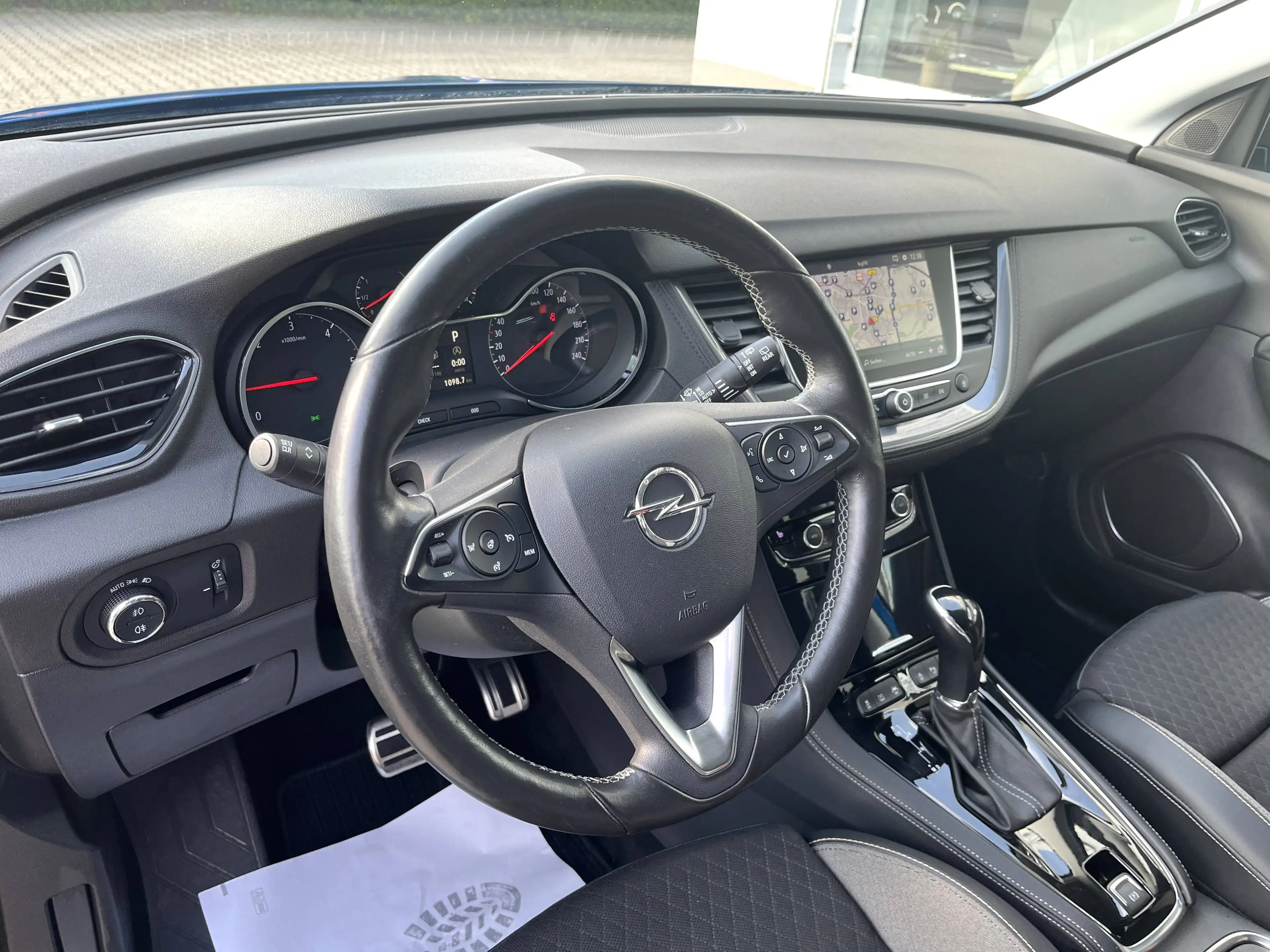 Opel Grandland X 2.0 CDTi Innovation*LED*Navi* — photo 10