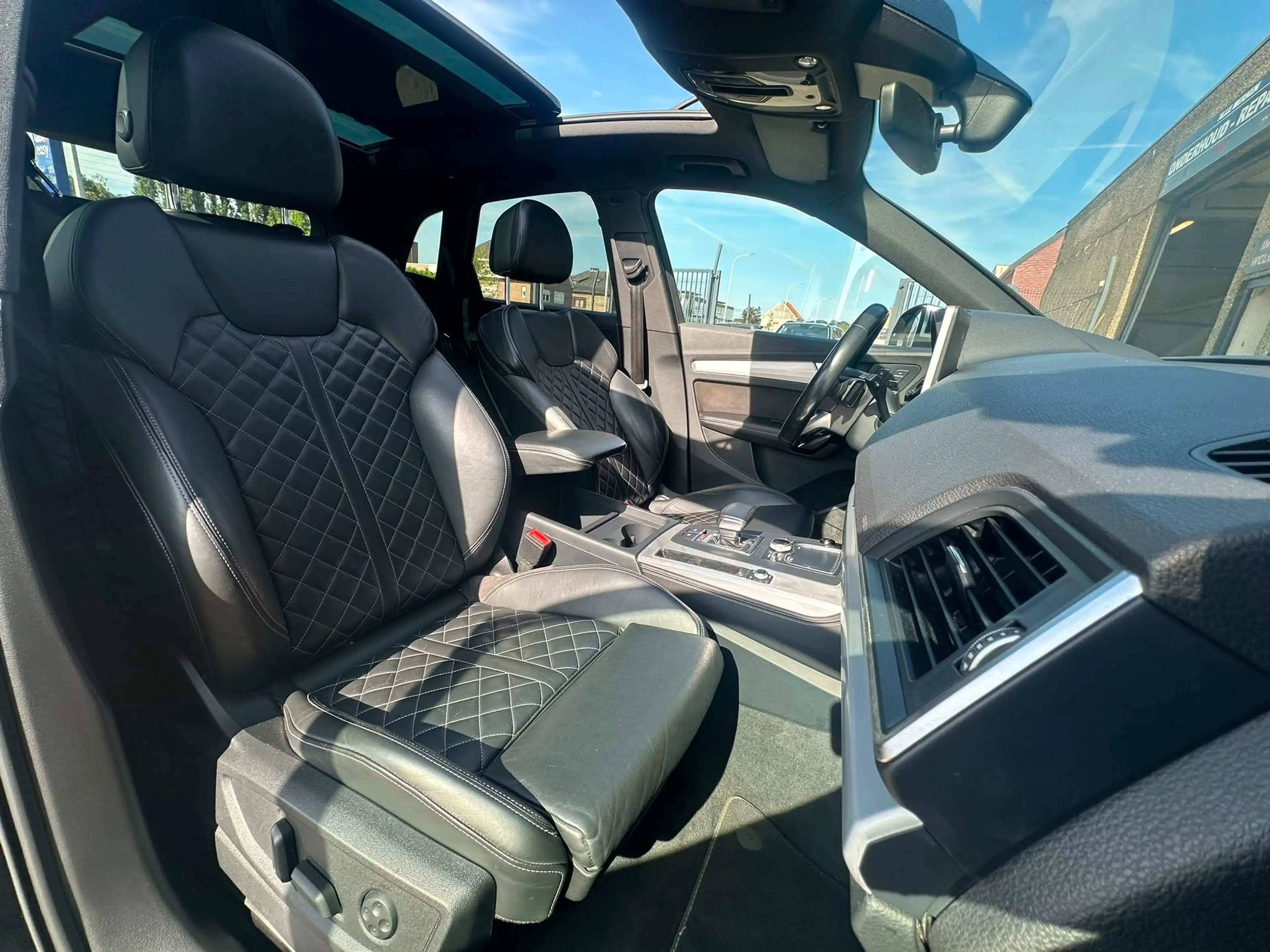 Audi SQ5 3.0 V6 TFSi Quattro SQ5 Tiptronic/ TOIT PANO / CAMERA / CUIR / GARANTIE 12 MOIS — photo 9