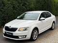 Skoda Octavia 1.6 TDI 110CH GREEN TEC EDITION * 2017 * GPS * GARANTIE Blanc - thumbnail 6