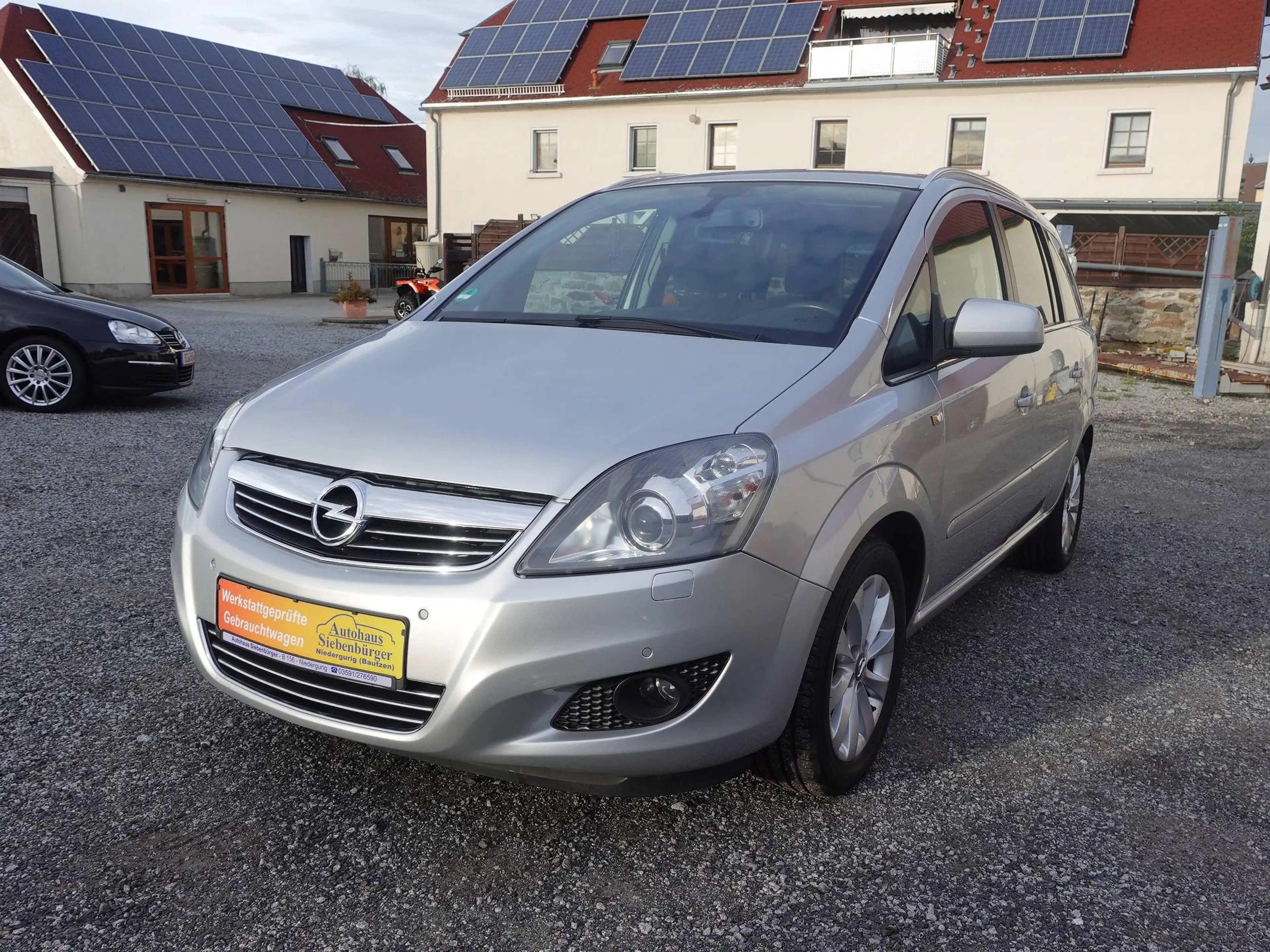 Opel Zafira B Family Plus **7-Sitzer**SR+WR** — photo 2