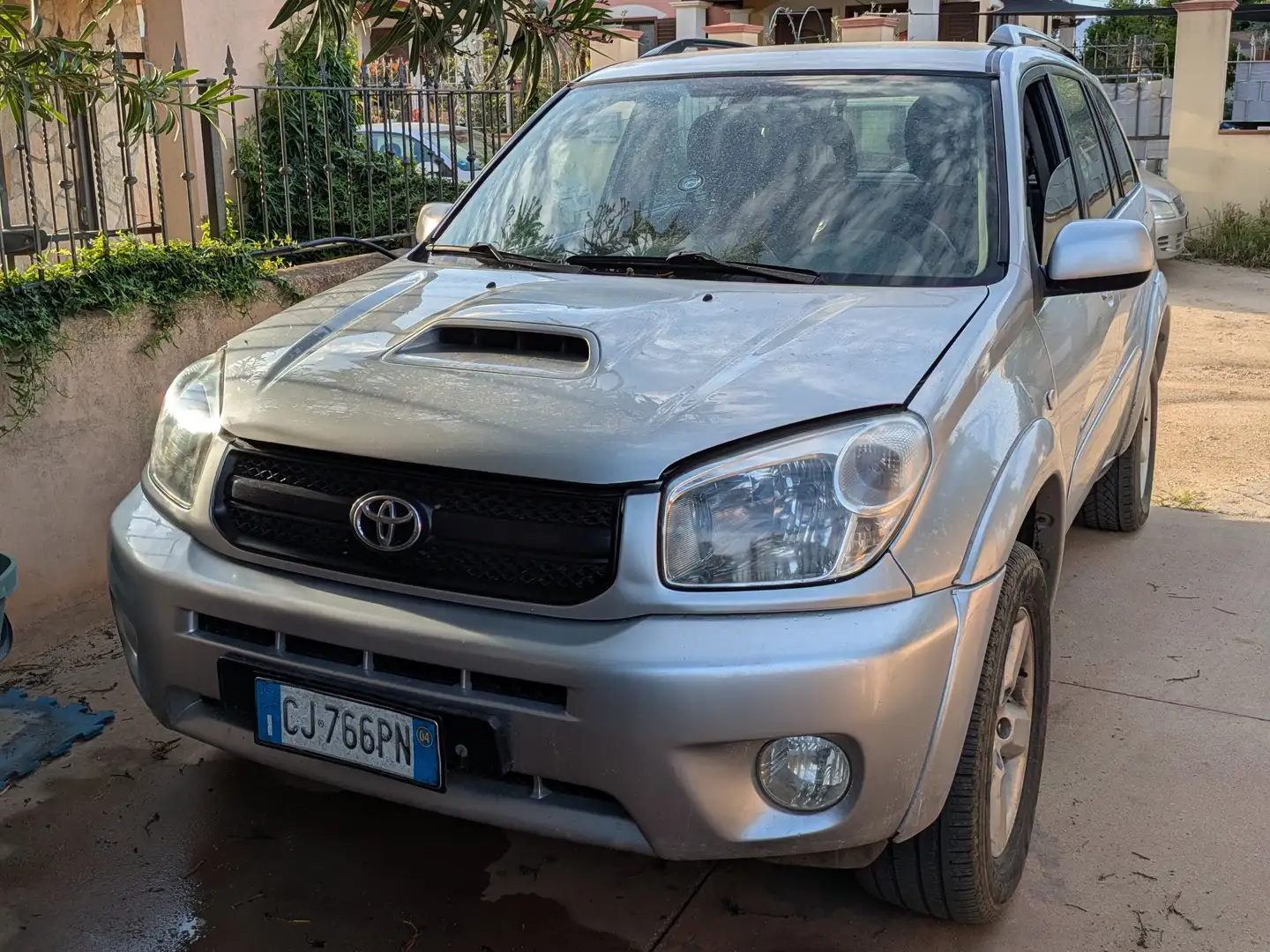 Toyota RAV 4 RAV4 5p 2.0 d-4d 16v Sol FL Argento - 1