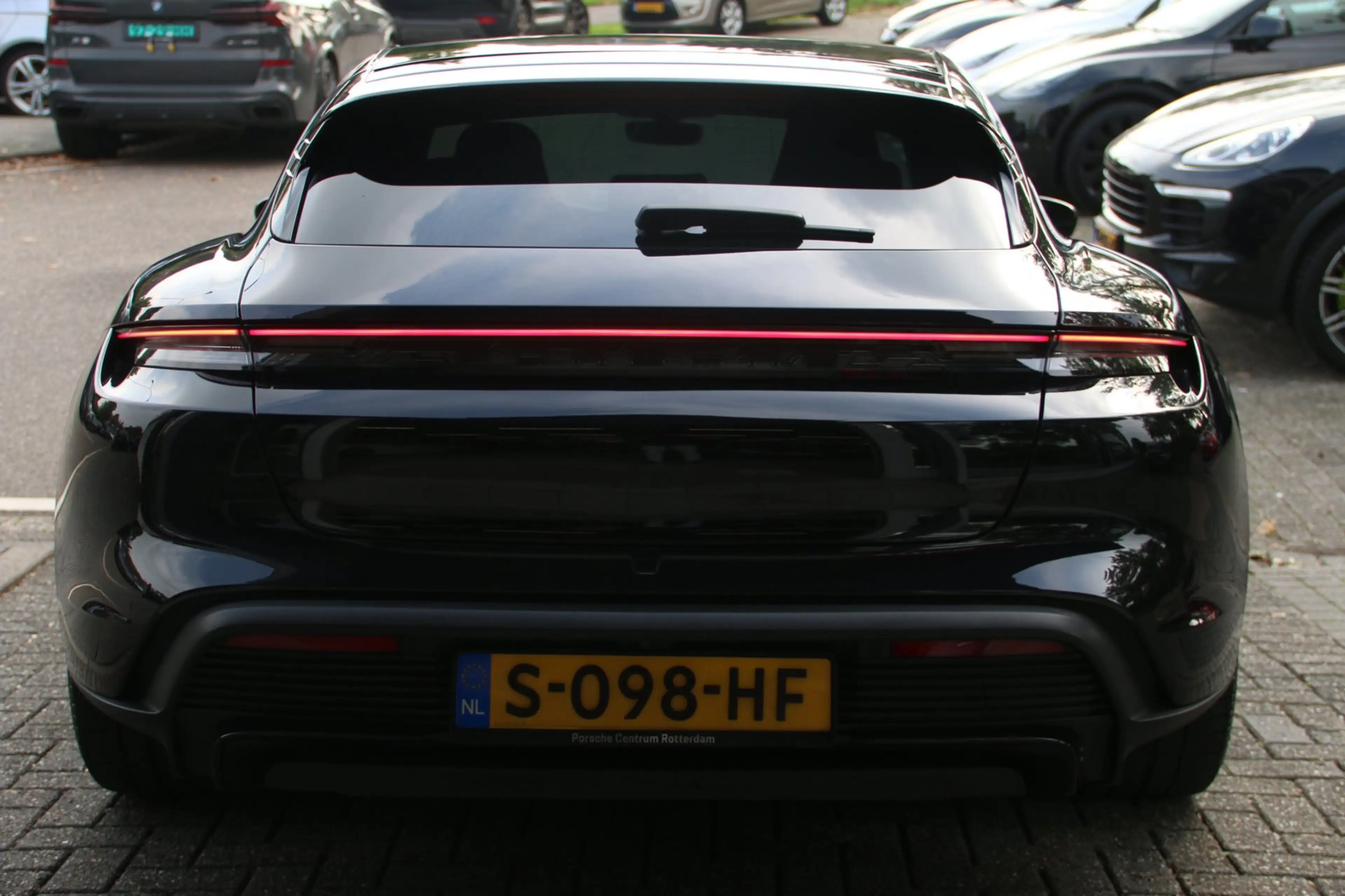 Porsche Taycan Sport Turismo GTS 93 kWh N.P.176.774,- 517PK INCL- — photo 6
