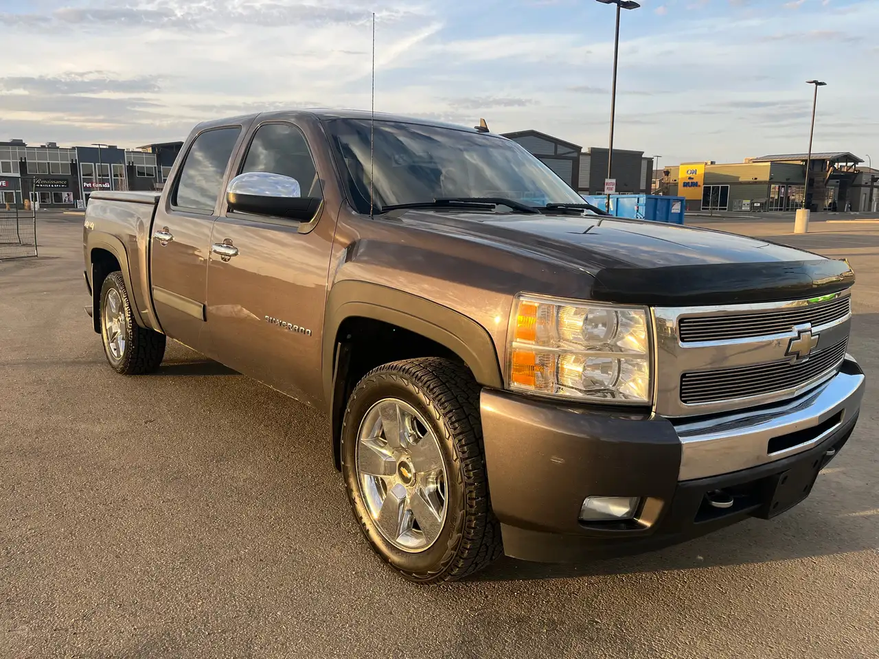 Chevrolet Silverado 1500 снимка Chevrolet Silverado 1500