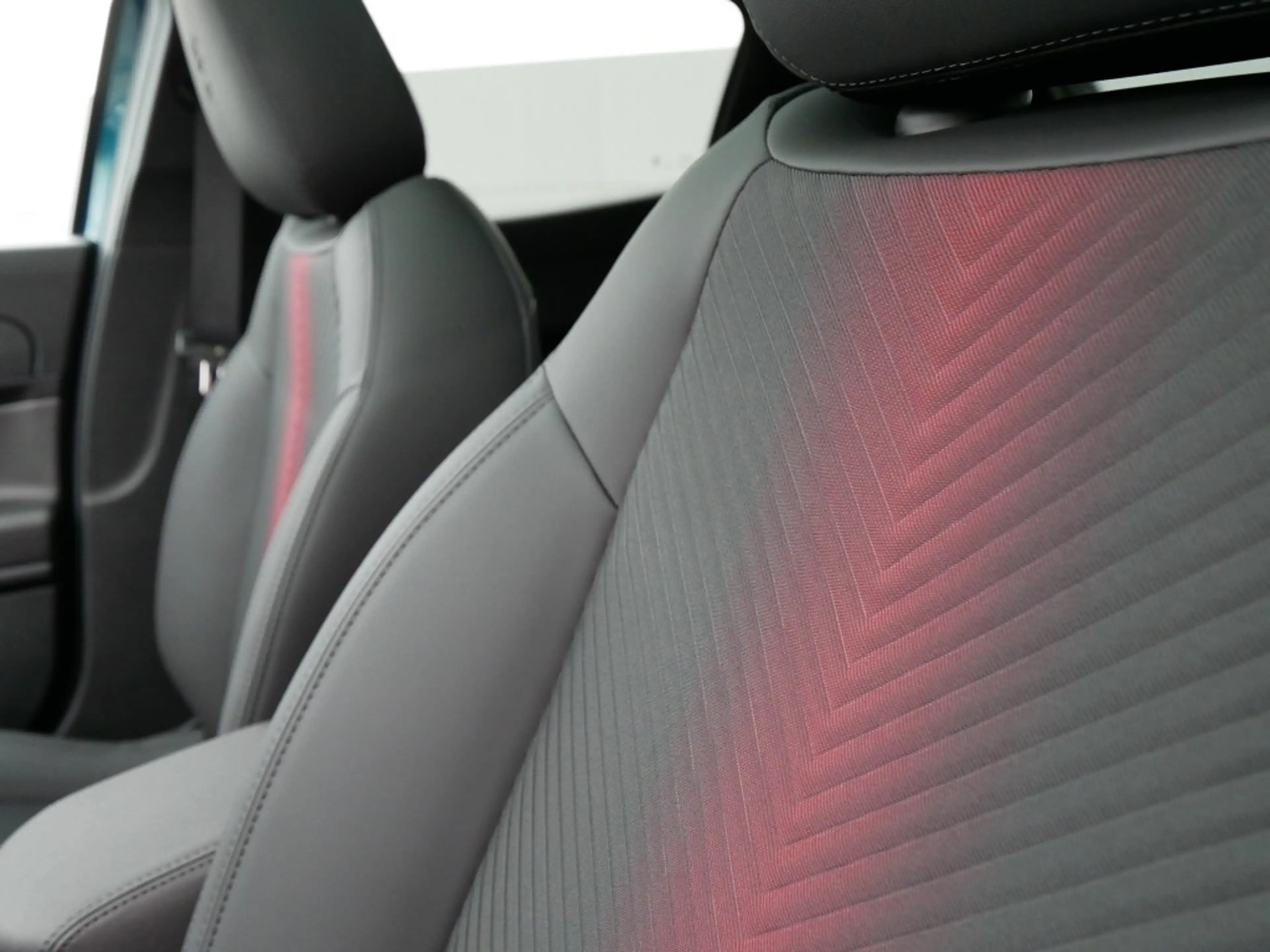 Alfa Romeo Junior IBRIDA SPECIALE 1.2 VGT 145PS DCT6 SCHIEBEDACH TEC — photo 11