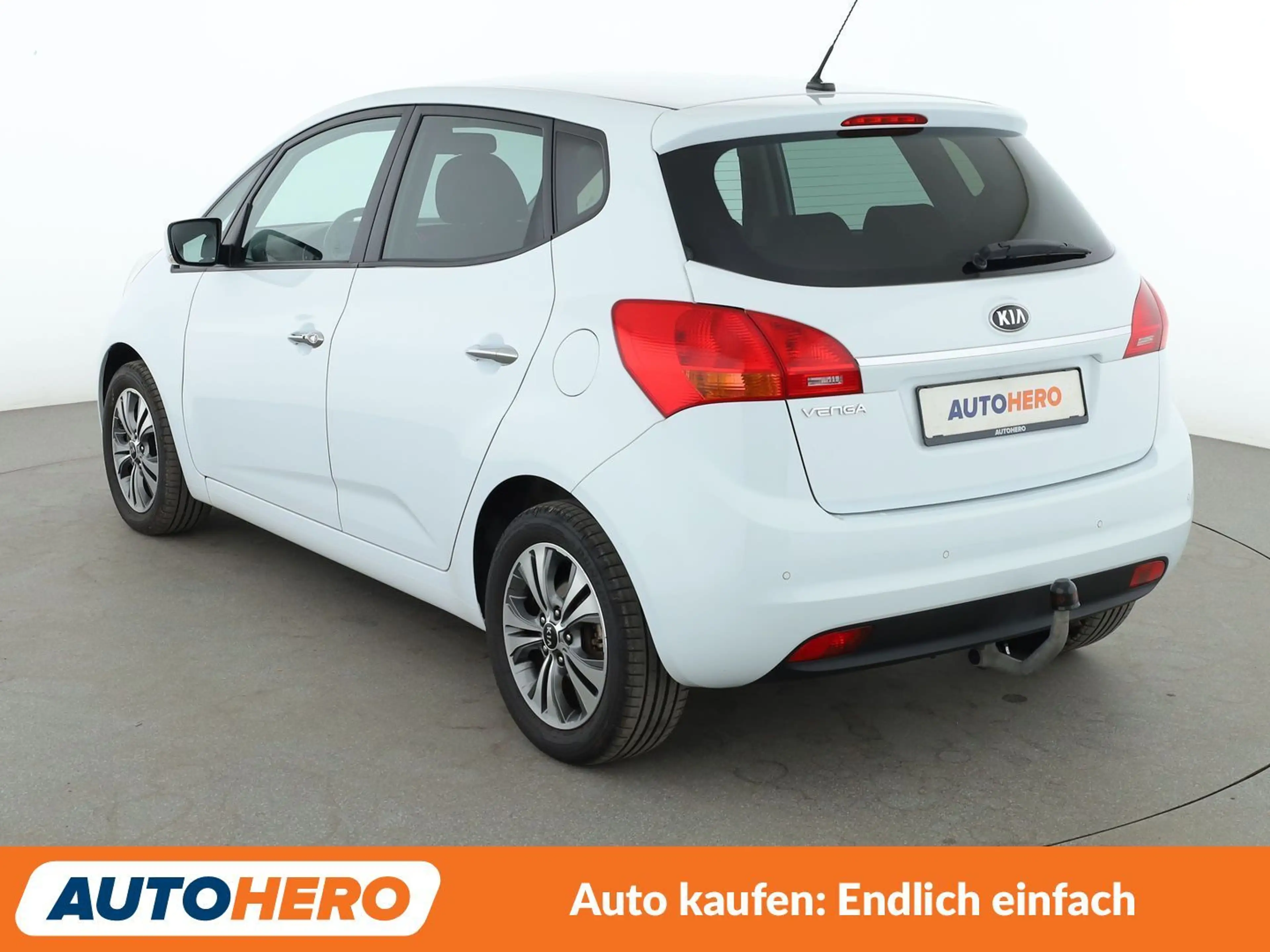 Kia Venga 1.6 Dream Team Aut.*PDC*SHZ*AHK*ALU*KLIMA* — photo 4