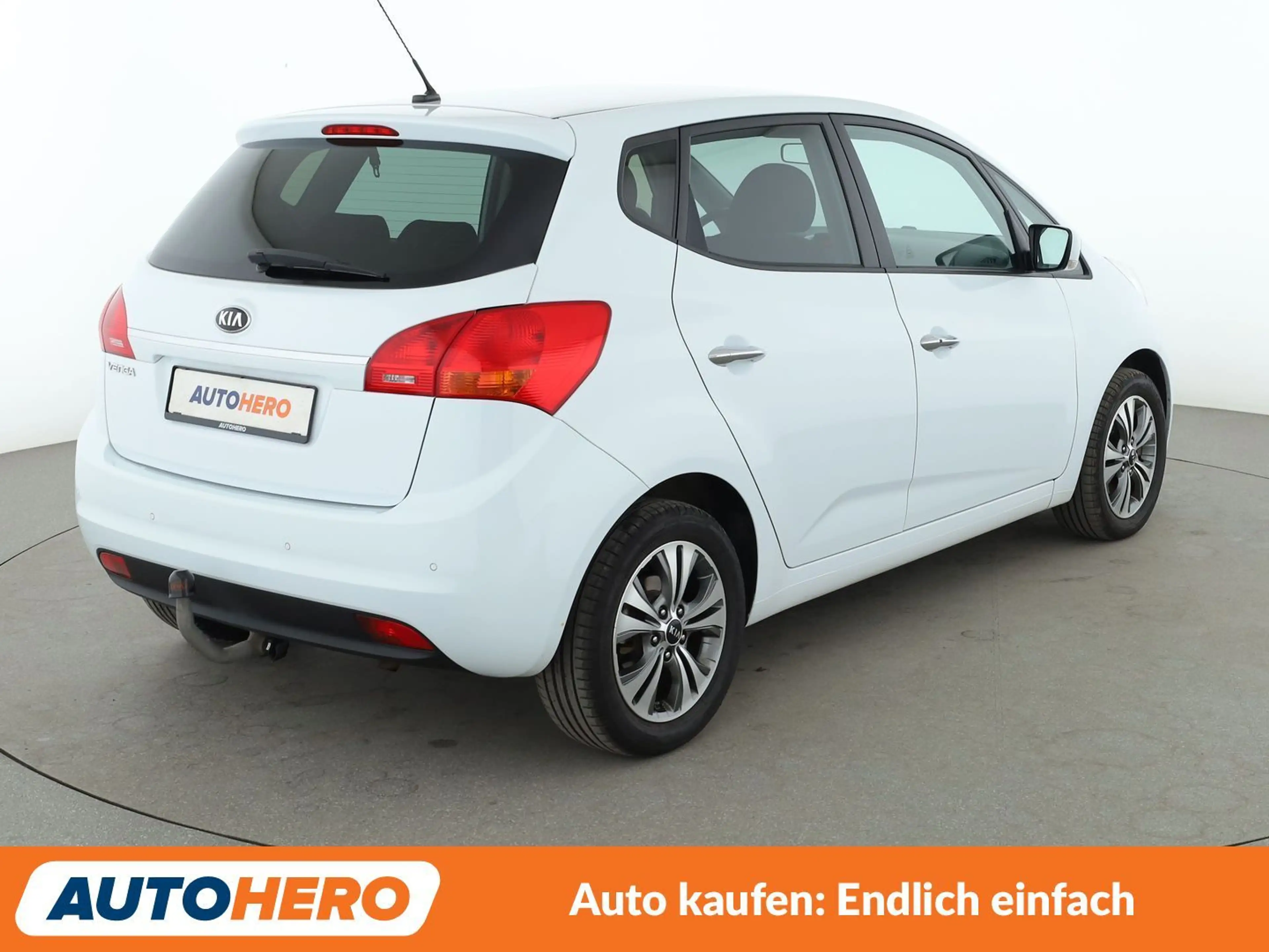 Kia Venga 1.6 Dream Team Aut.*PDC*SHZ*AHK*ALU*KLIMA* — photo 6