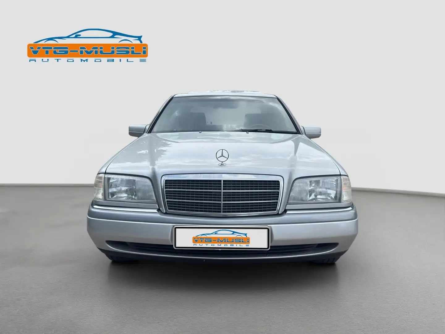 Mercedes-Benz C 180 Limousine * Automatik * 88.275 Km *selten* Zilver - 2