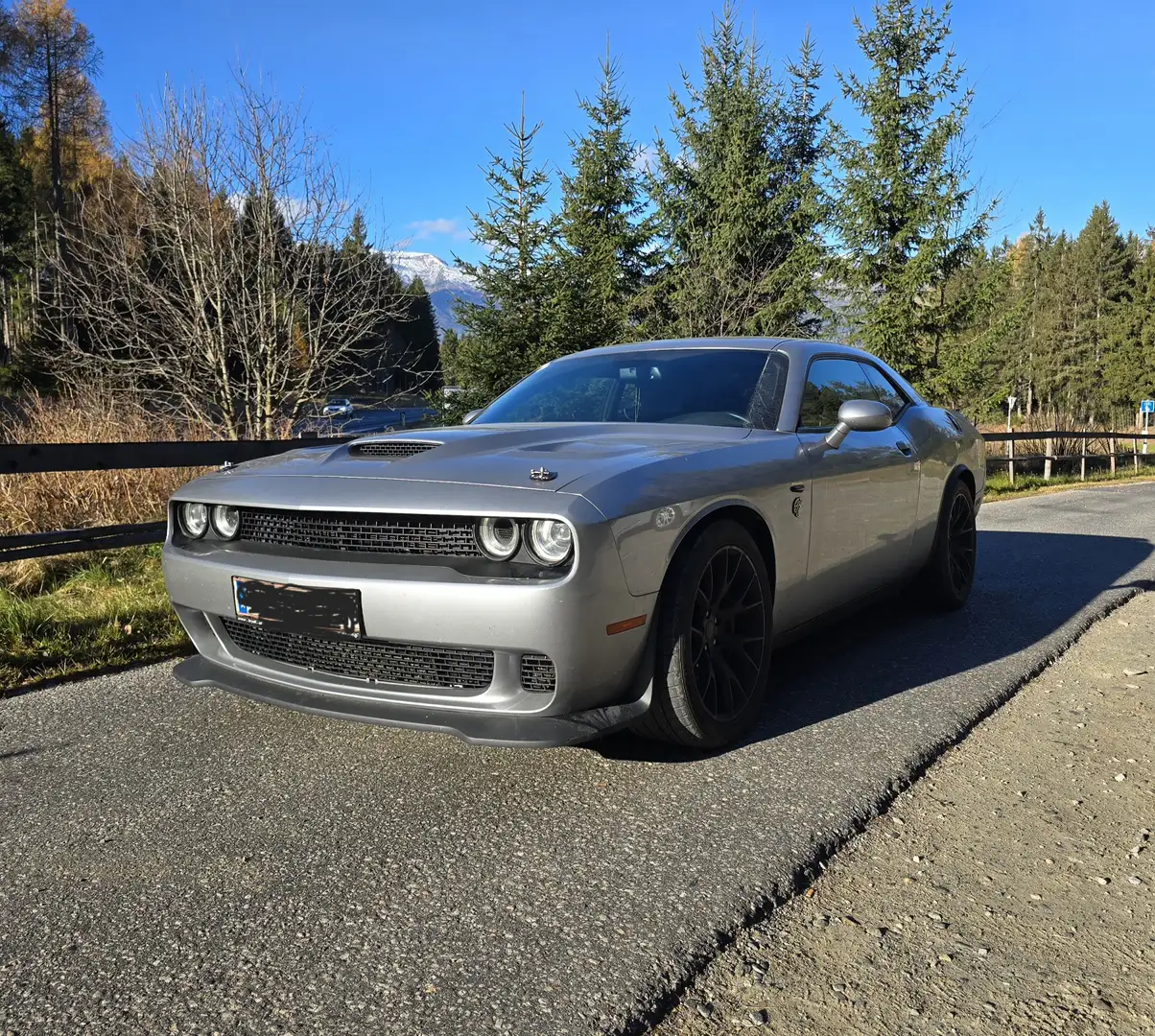 Dodge Challenger SRT Hellcat Grau - 1
