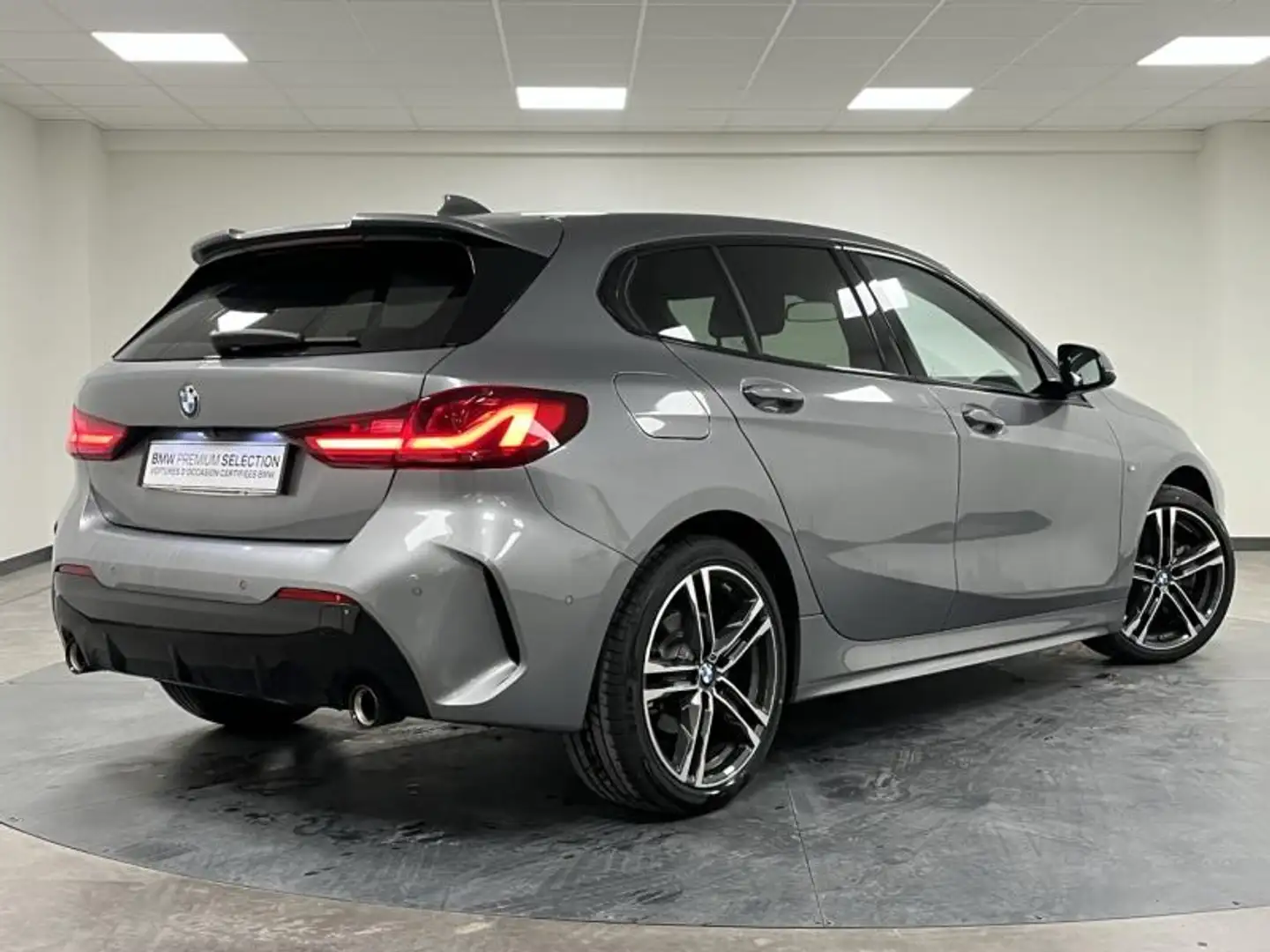 BMW 118 118dA 150ch M Sport Gris - 2