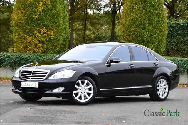Mercedes-Benz S 500