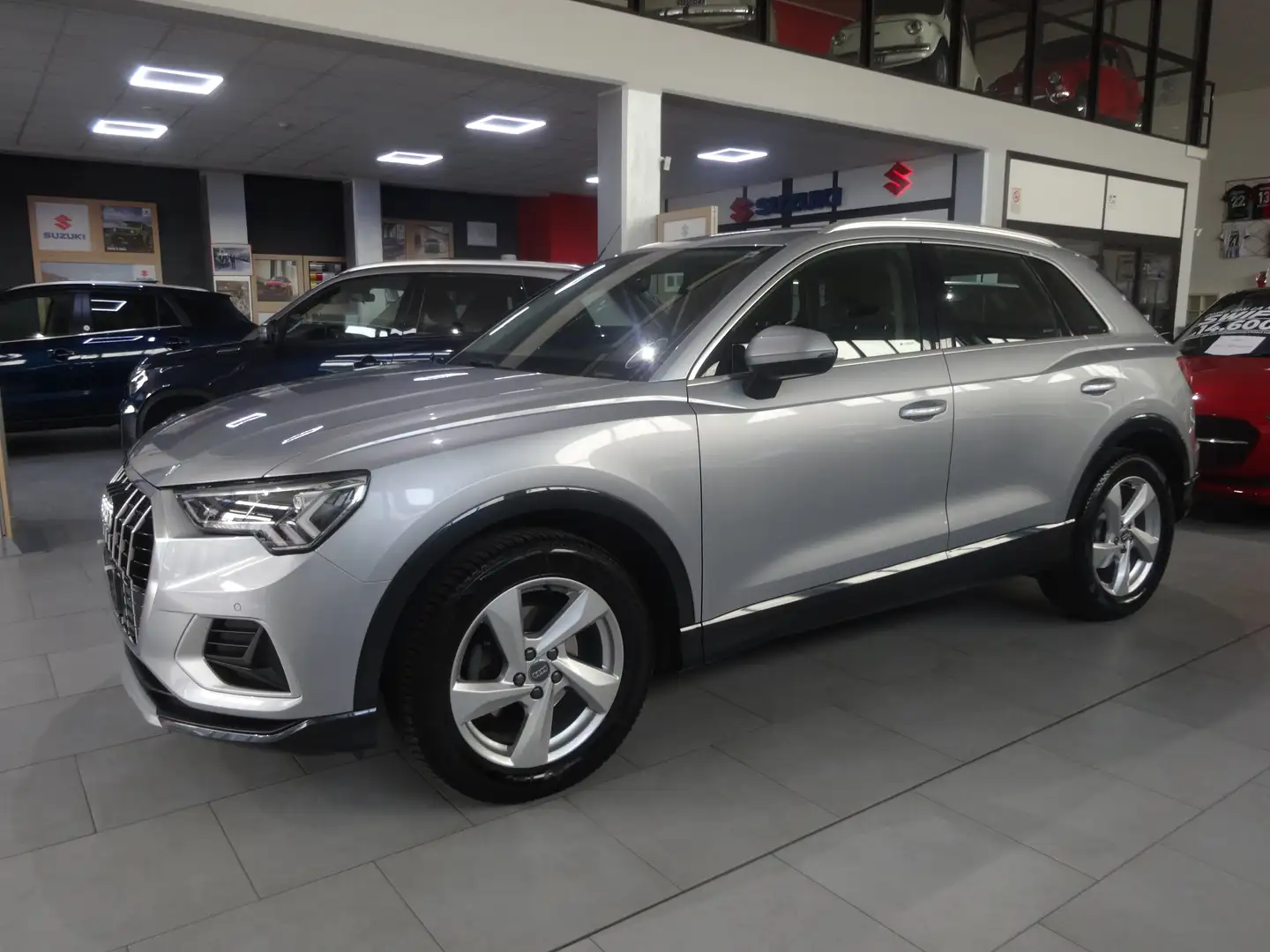 Audi Q3 35 2.0 tdi Business Advanced s-tronic Argento - 2