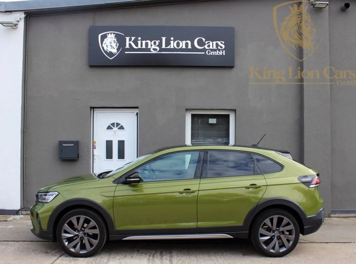 Volkswagen Taigo 1.5 TSI Style R LINE 18Z+MATRIX+PANO+KAMERA Grün - 2