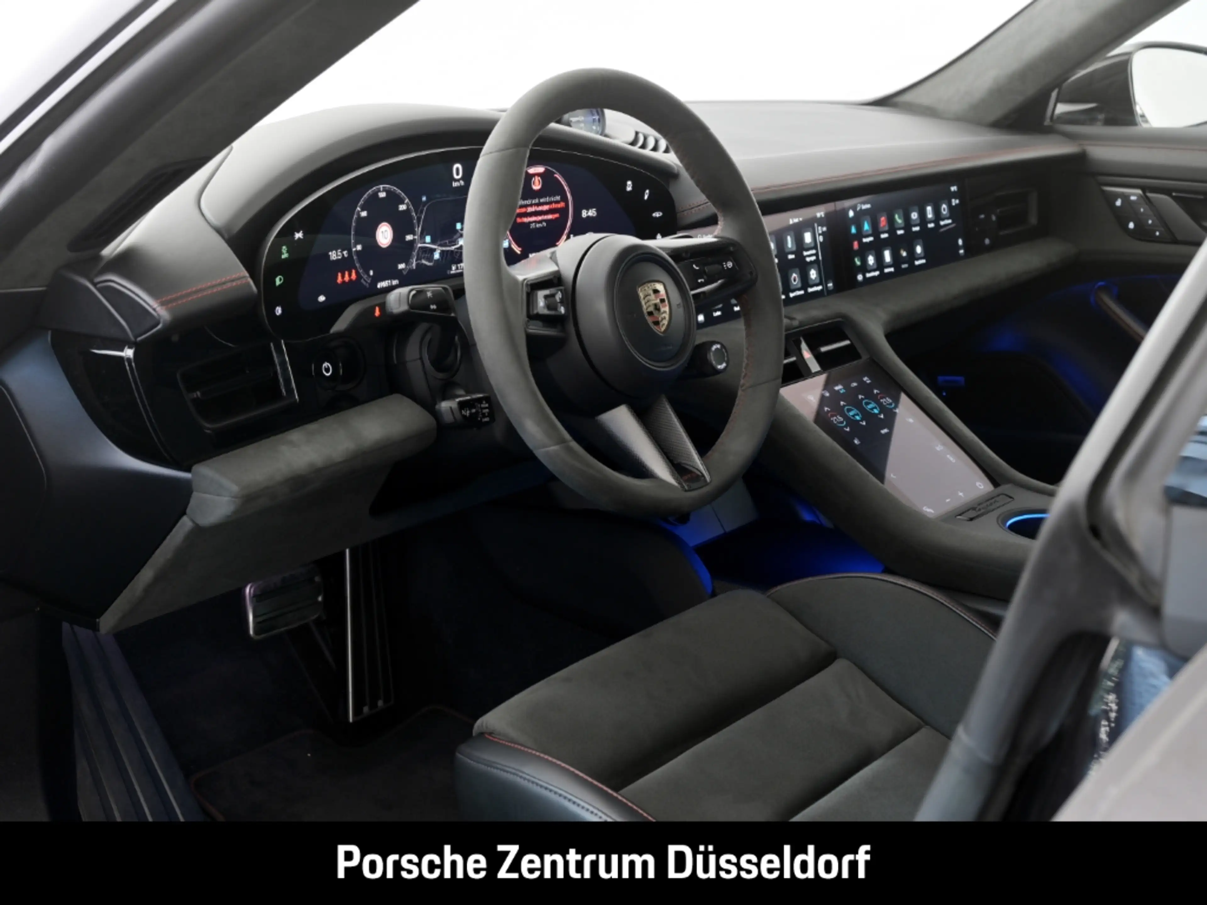 Porsche Taycan GTS — photo 11