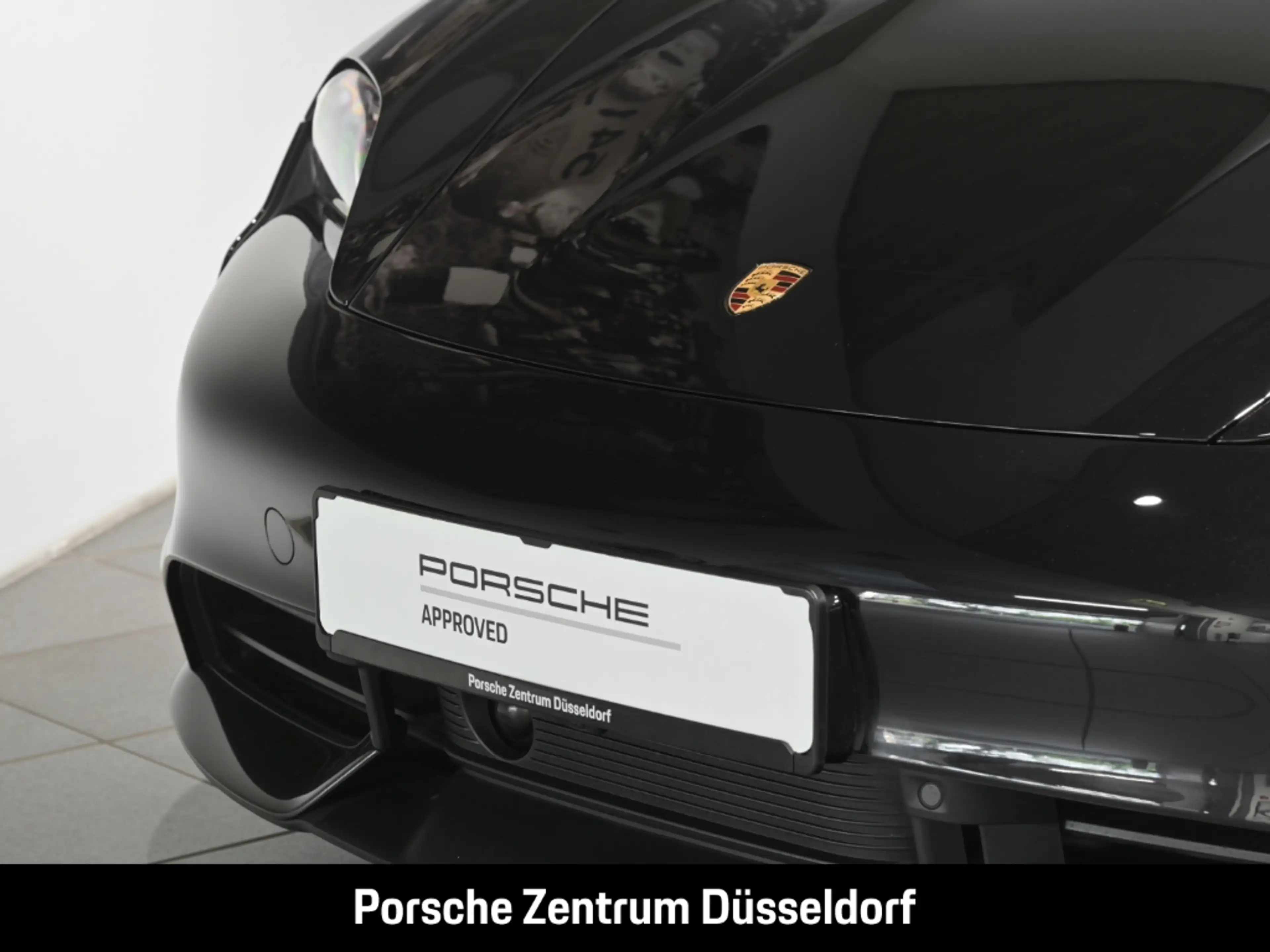 Porsche Taycan GTS — photo 6