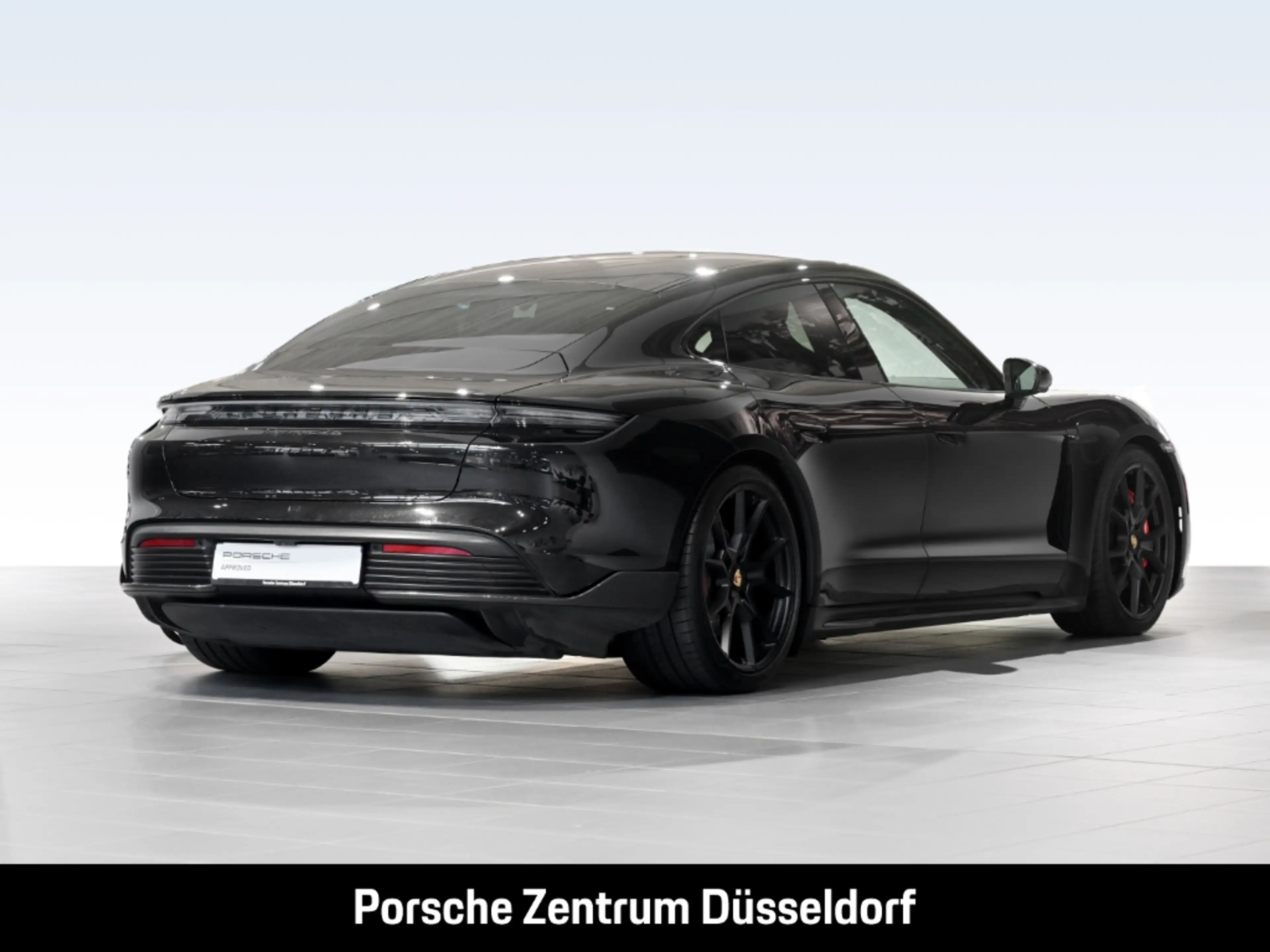 Porsche Taycan GTS — photo 4